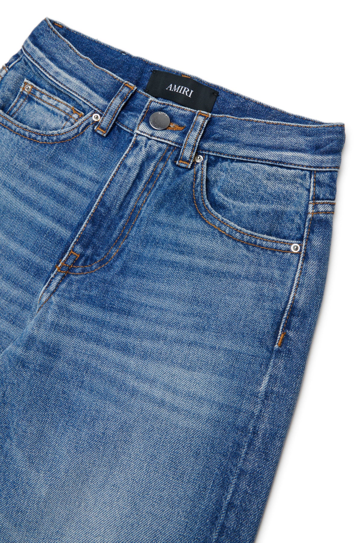 Regular jeans in medium blue wash