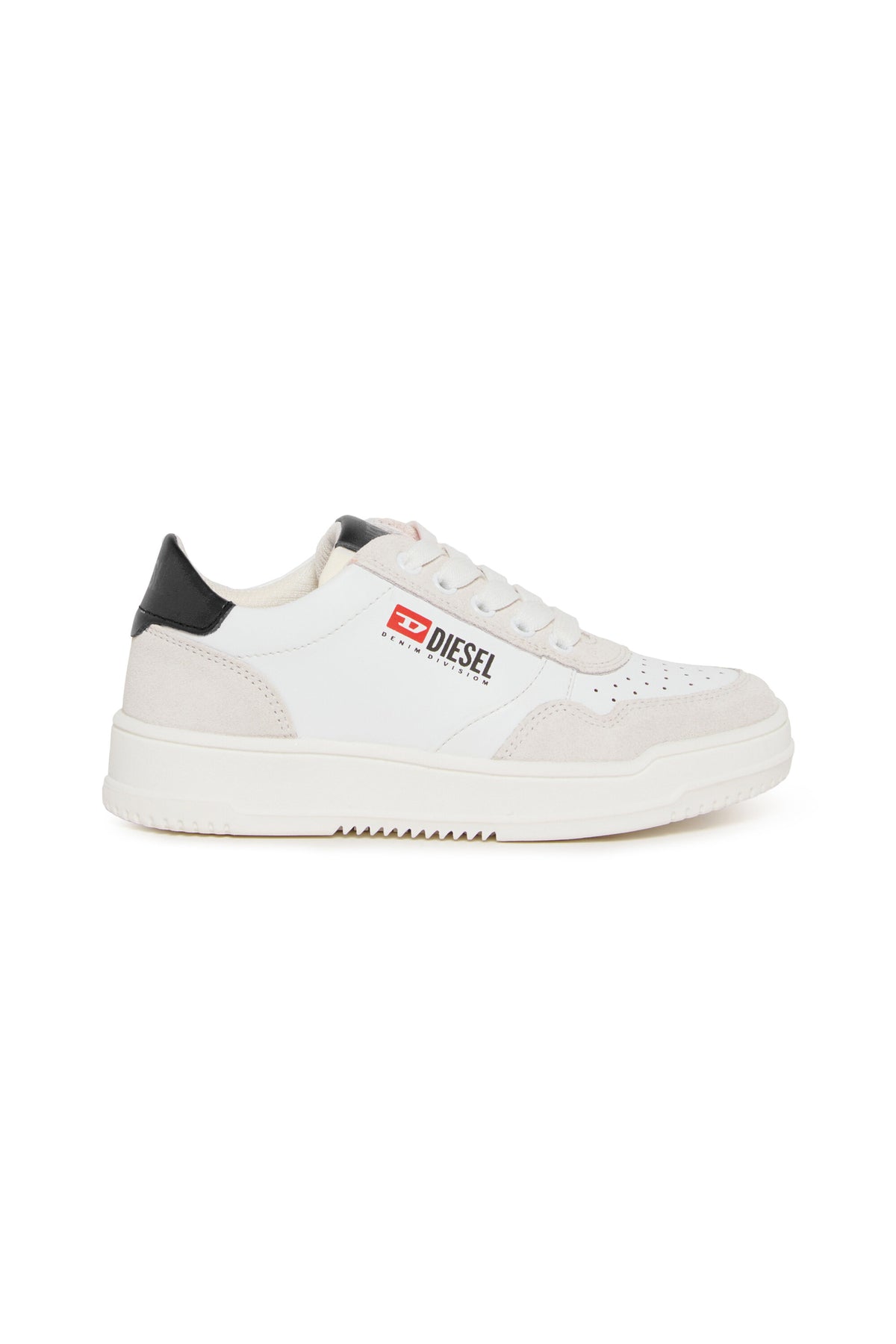 Sneakers with logo