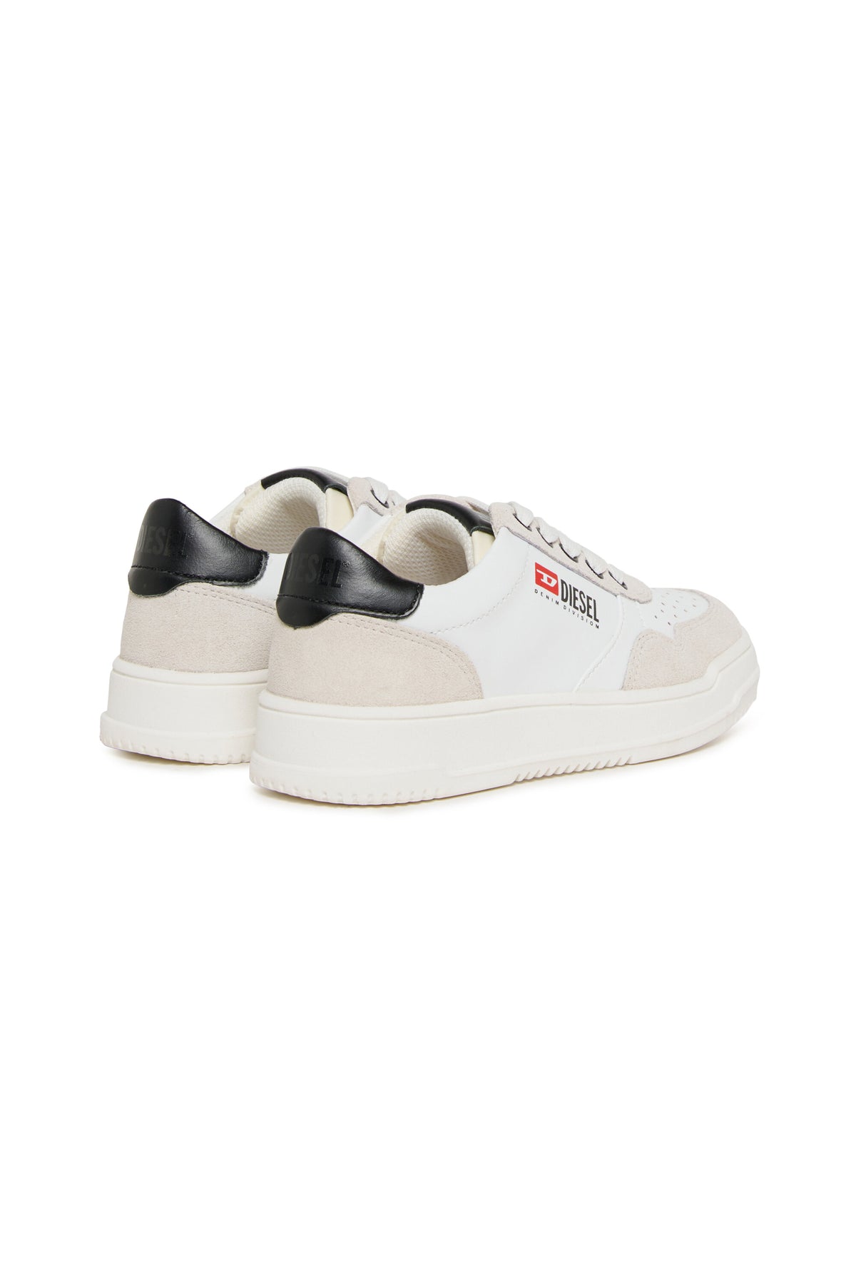 Sneakers with logo