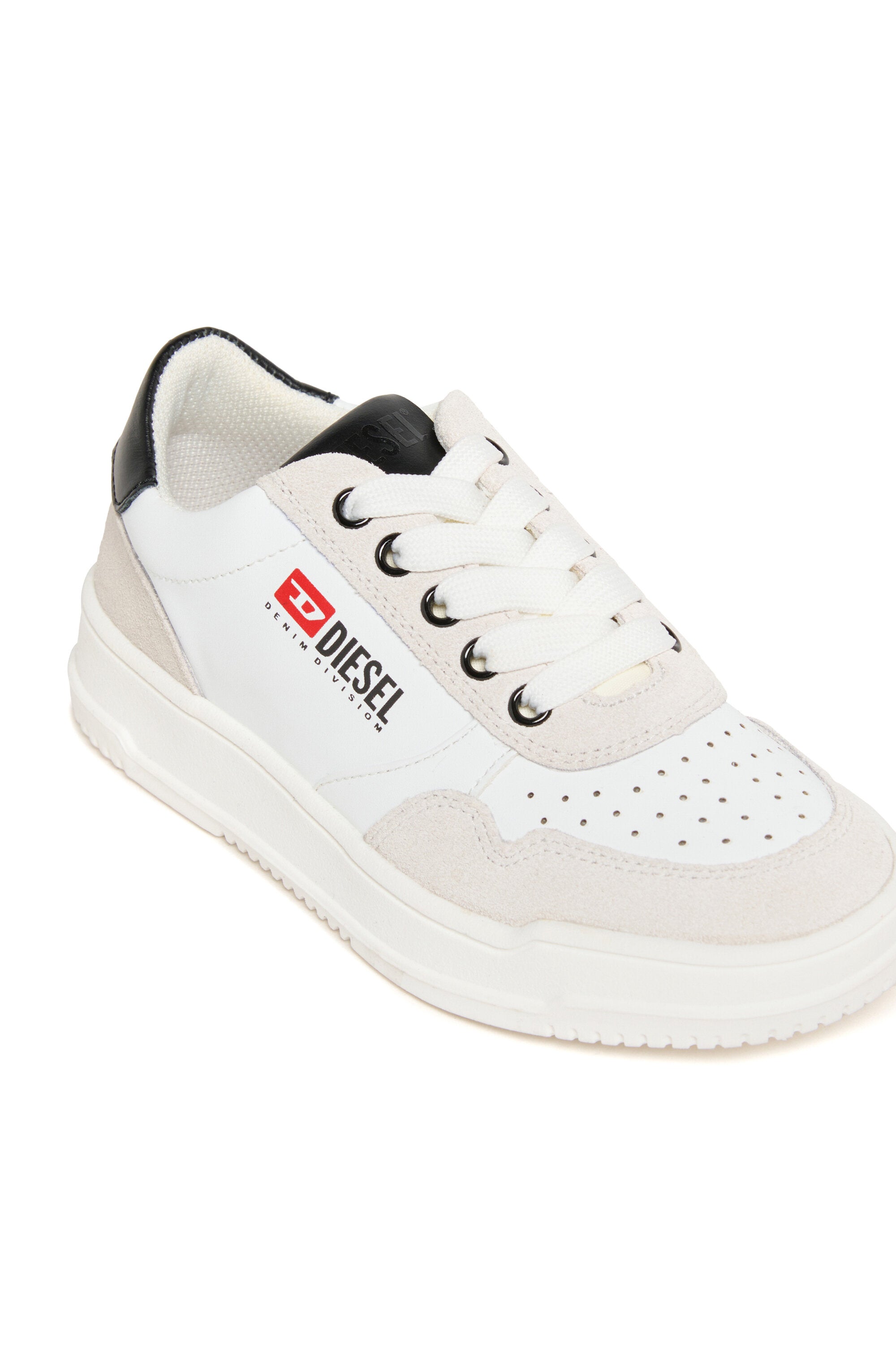 Sneakers with logo