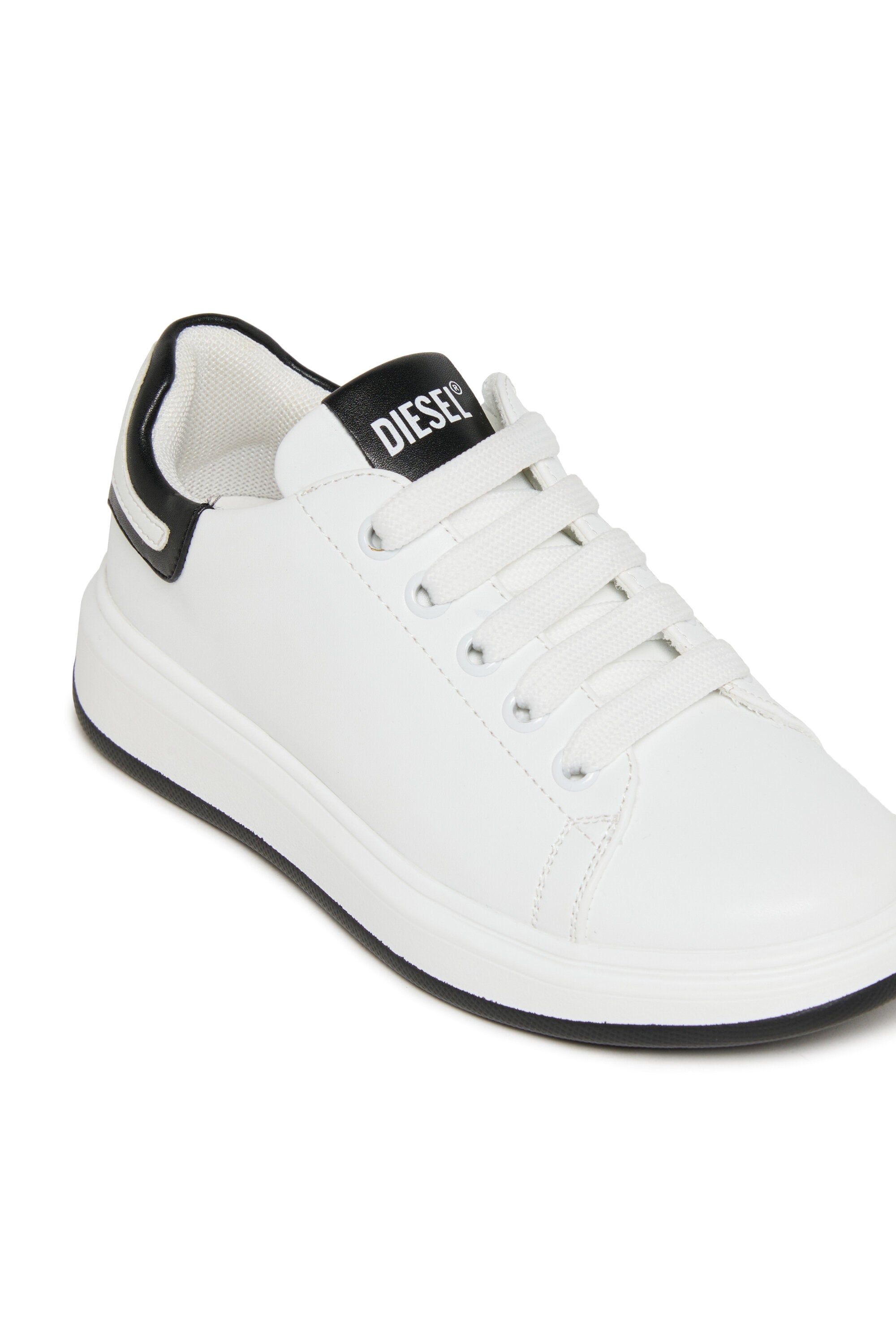 Sneakers with logo