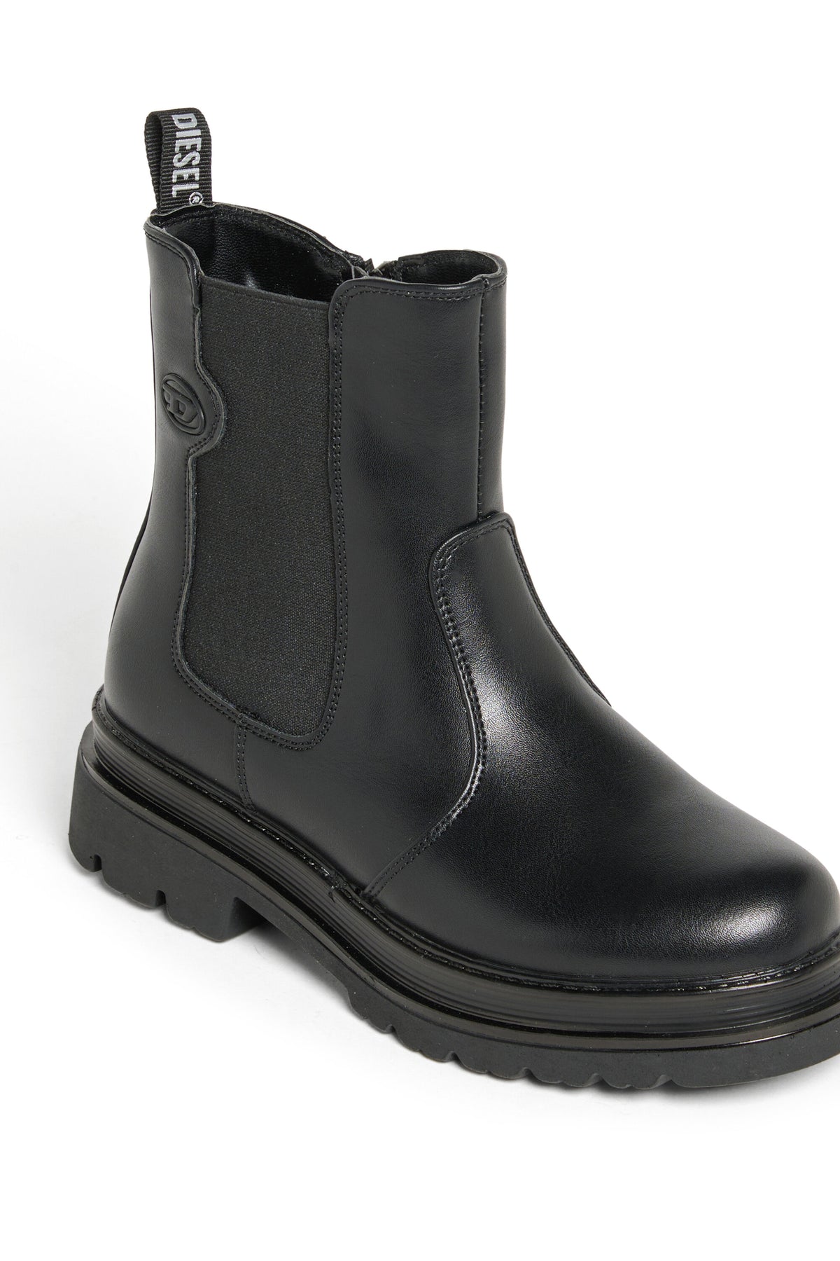 Chelsea boots with logo