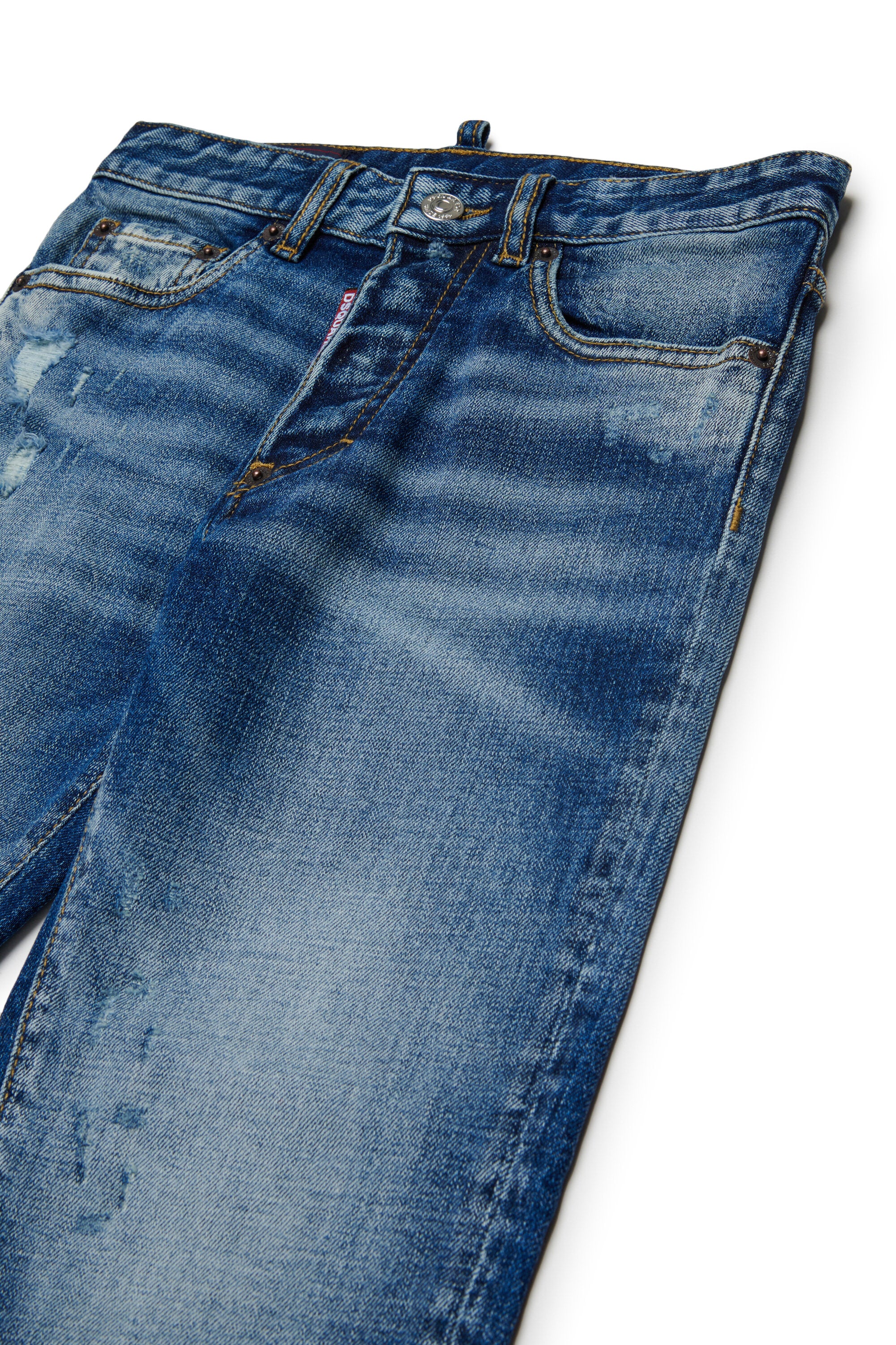 Straight-leg light blue jeans with wide bottom - 642