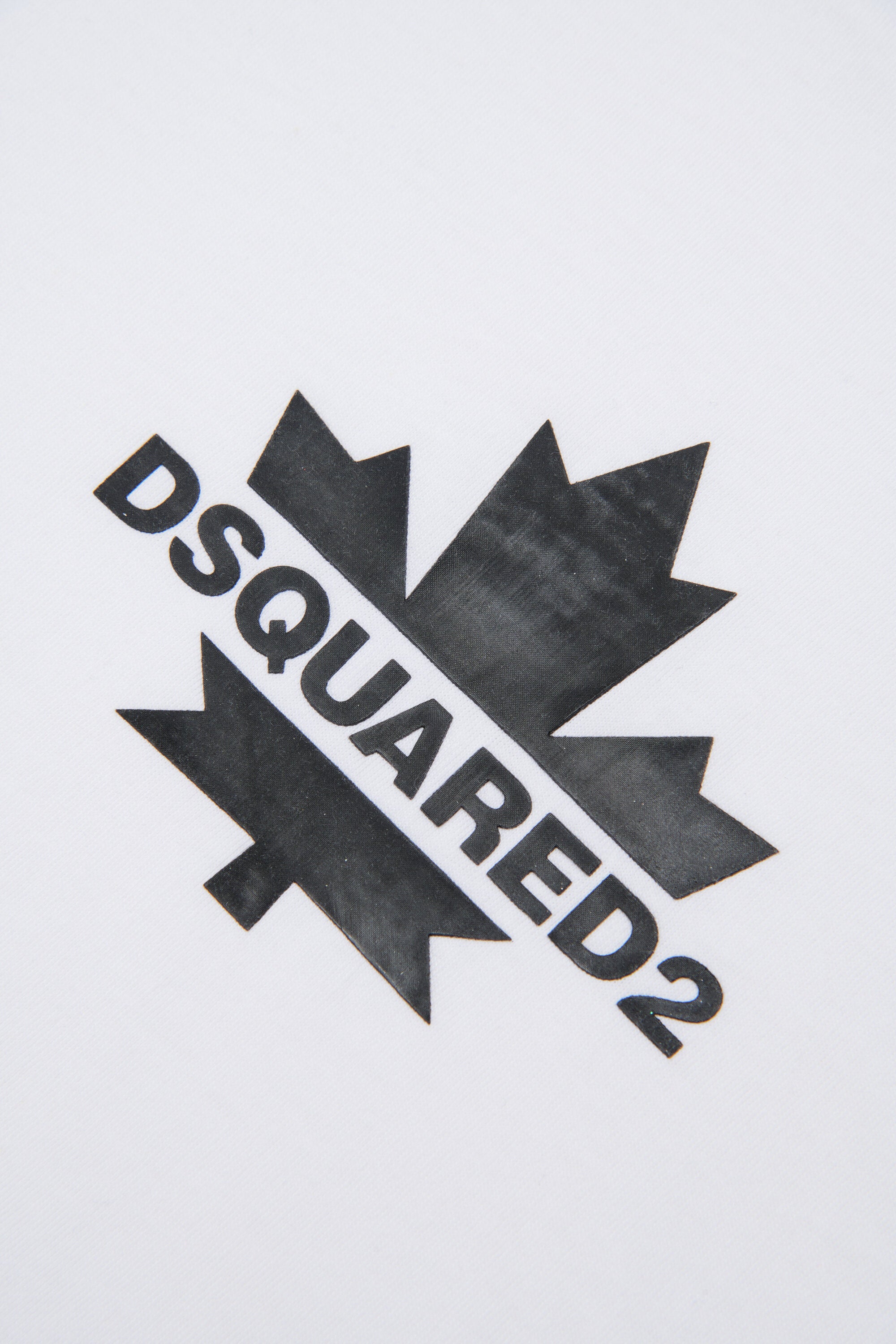 T-shirt with Maple Leaf