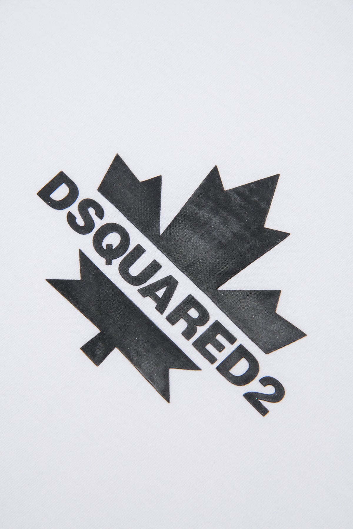 T-shirt with Maple Leaf