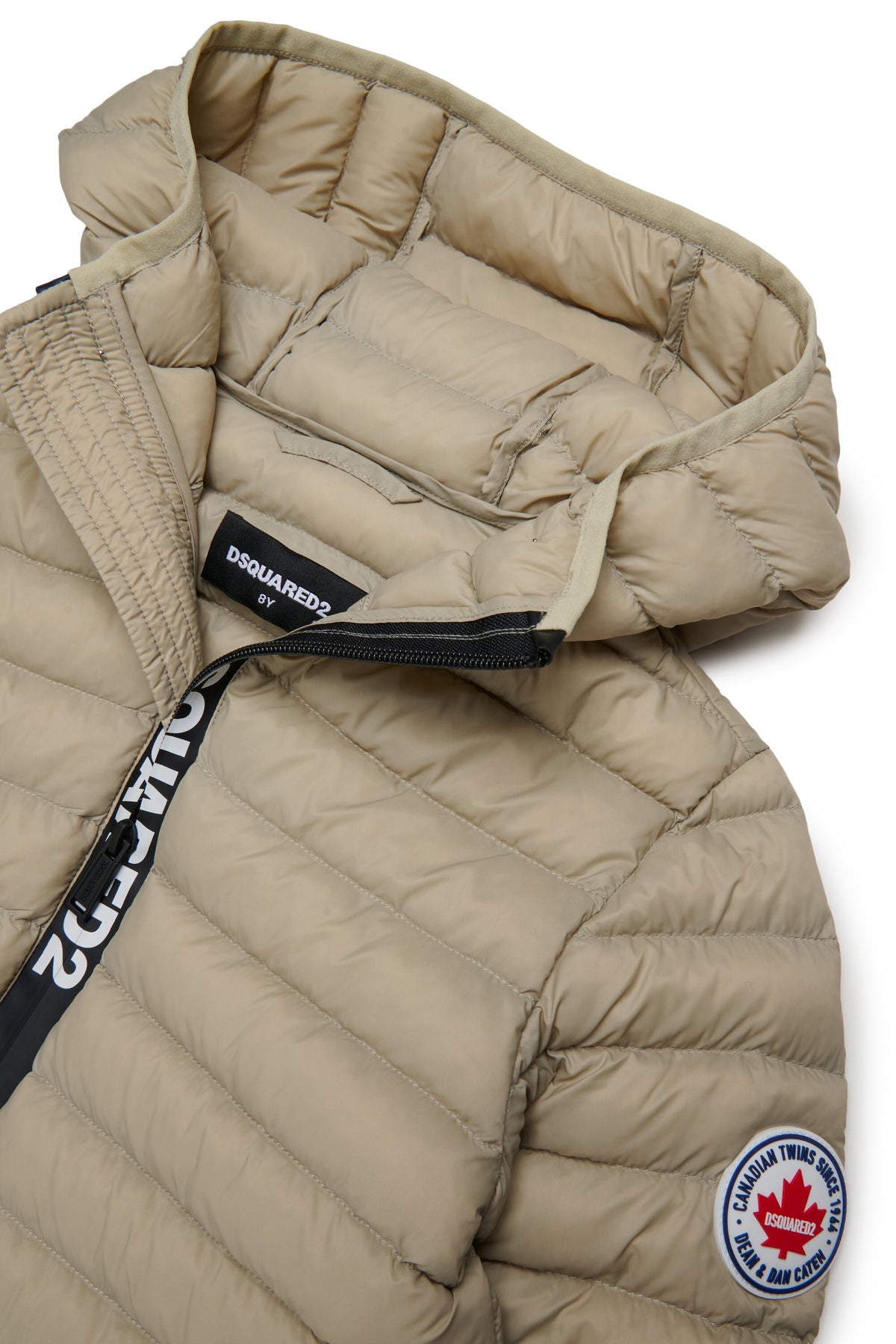 Padded jacket with printed logo