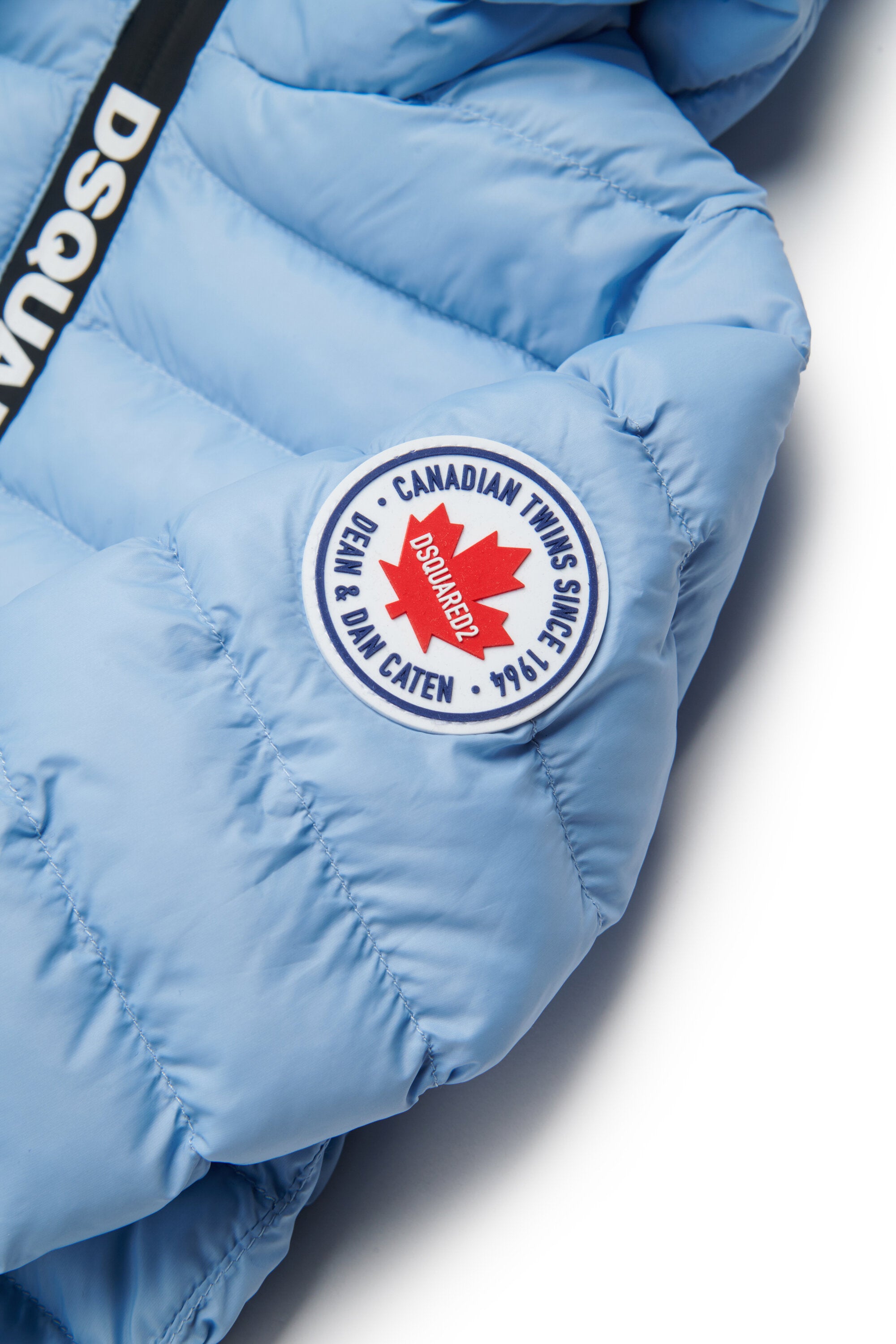 Padded jacket with printed logo
