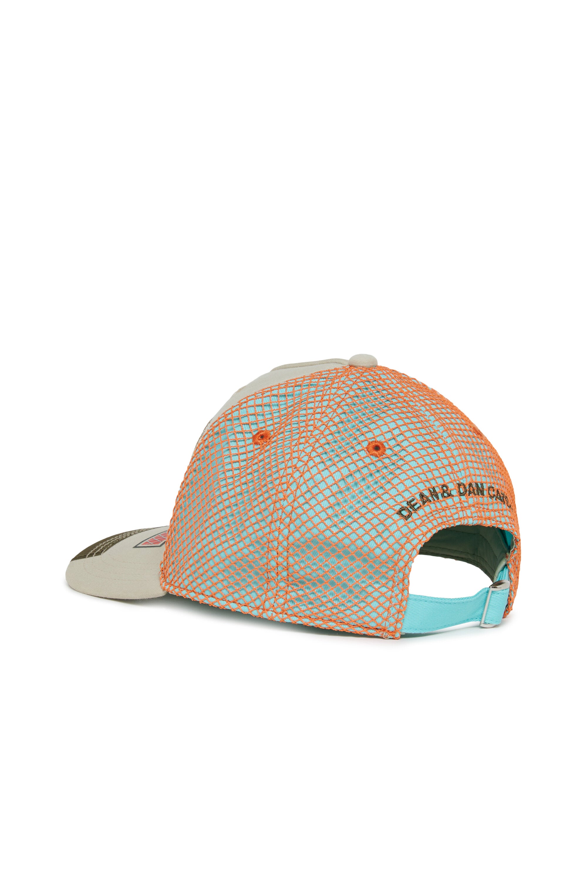 Baseball cap with logo