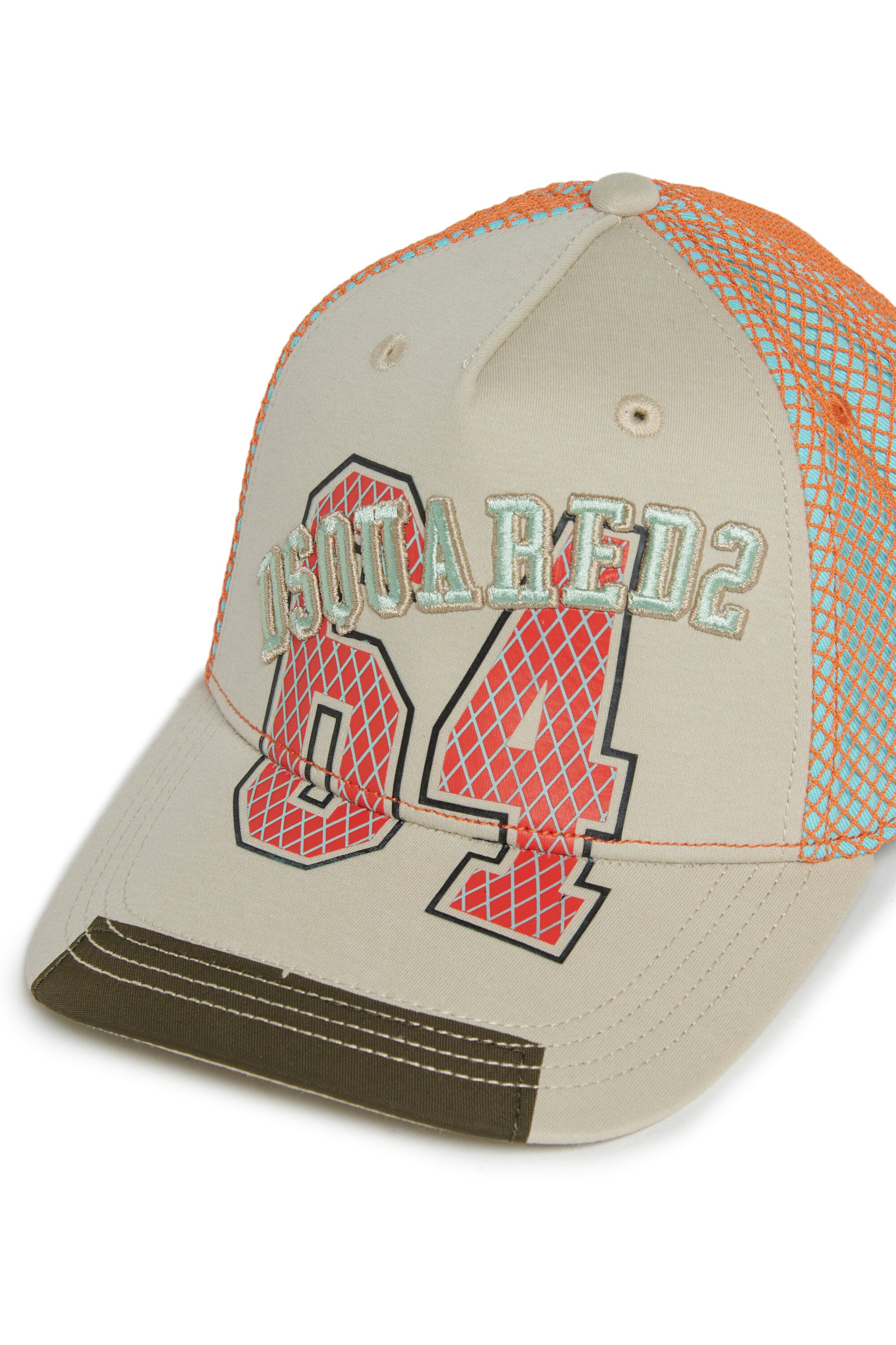 Baseball cap with logo