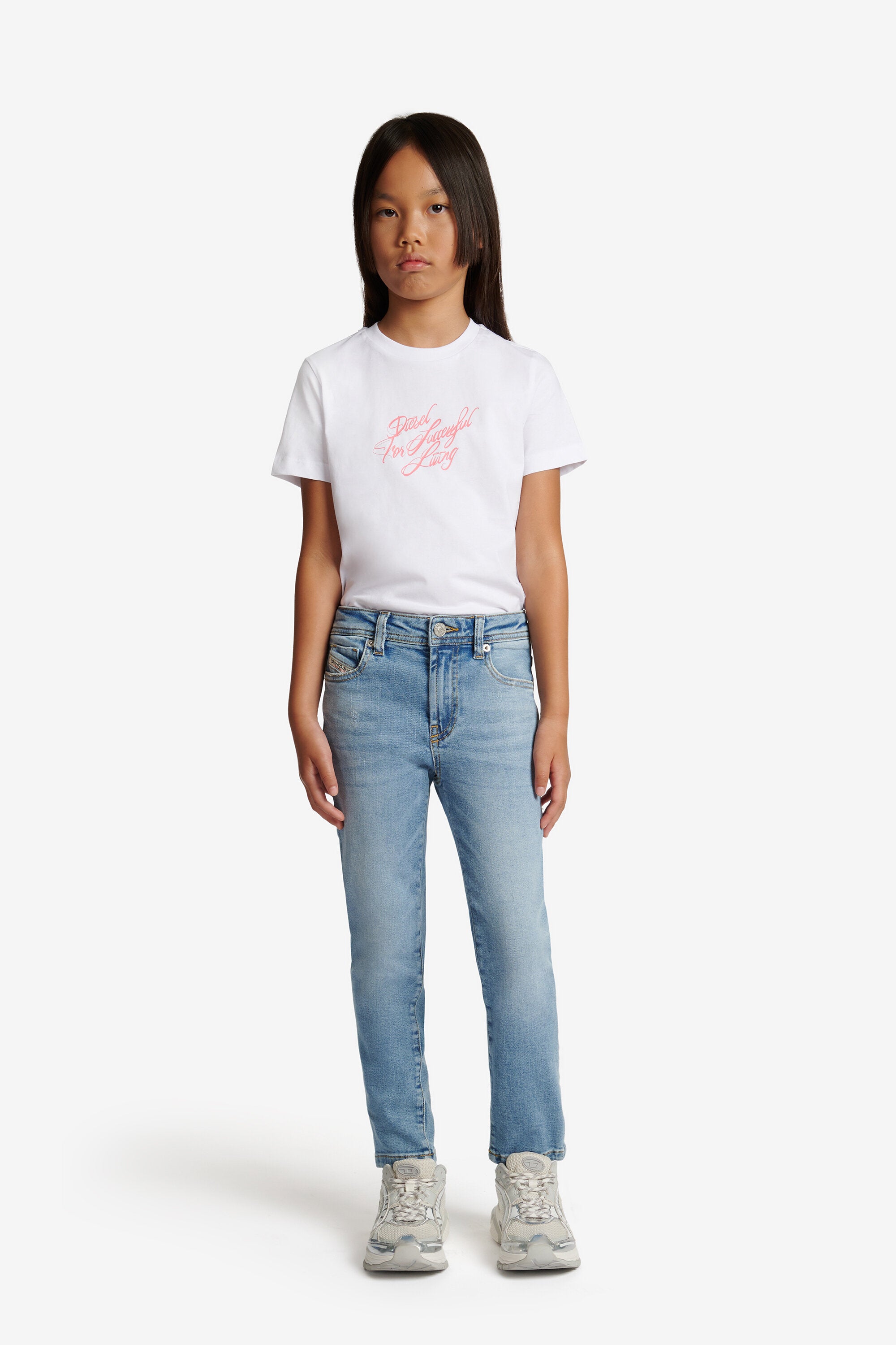 Slim fit jeans in light blue wash - 2004