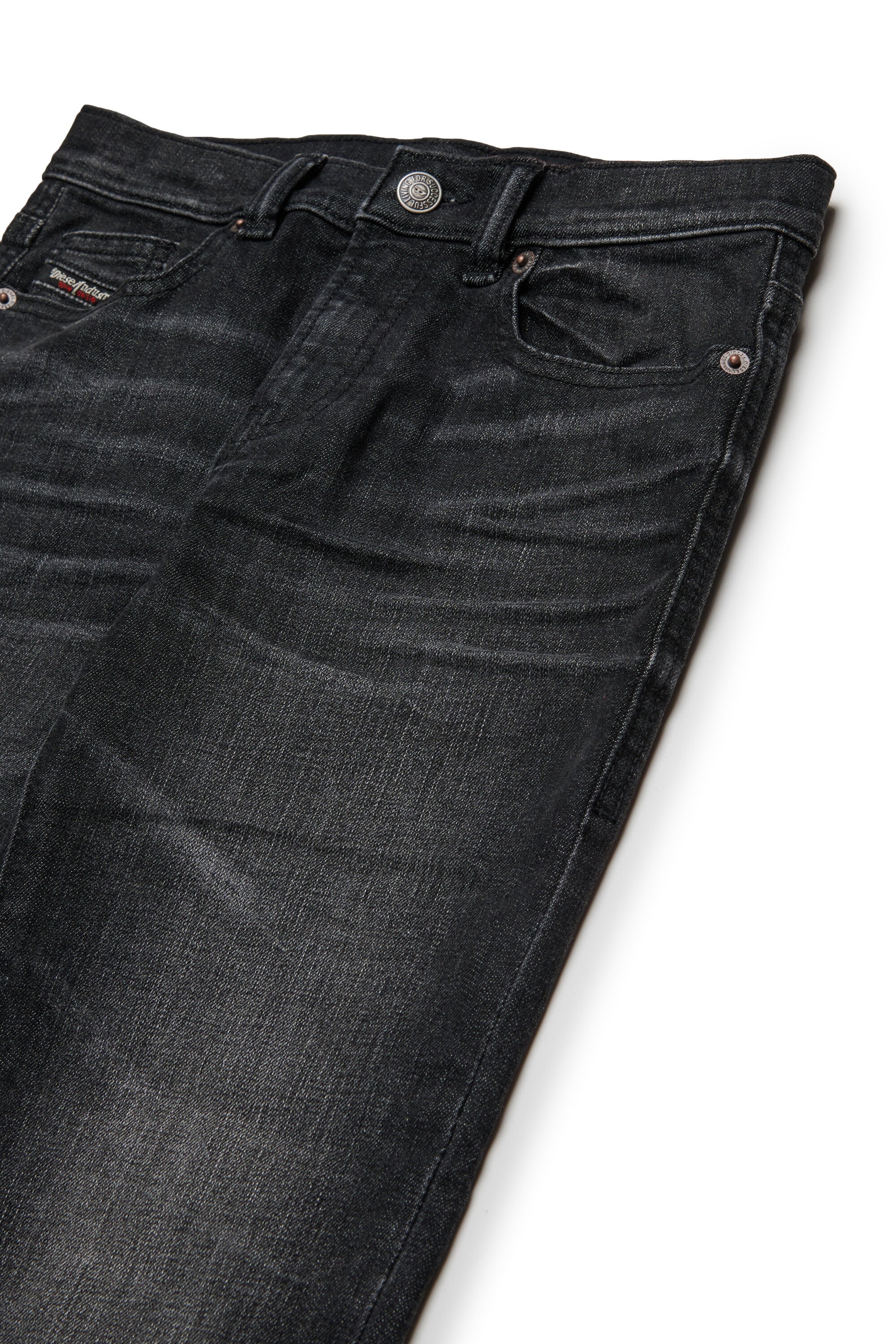 Black regular jeans with a worn effect - 2020 D-Viker
