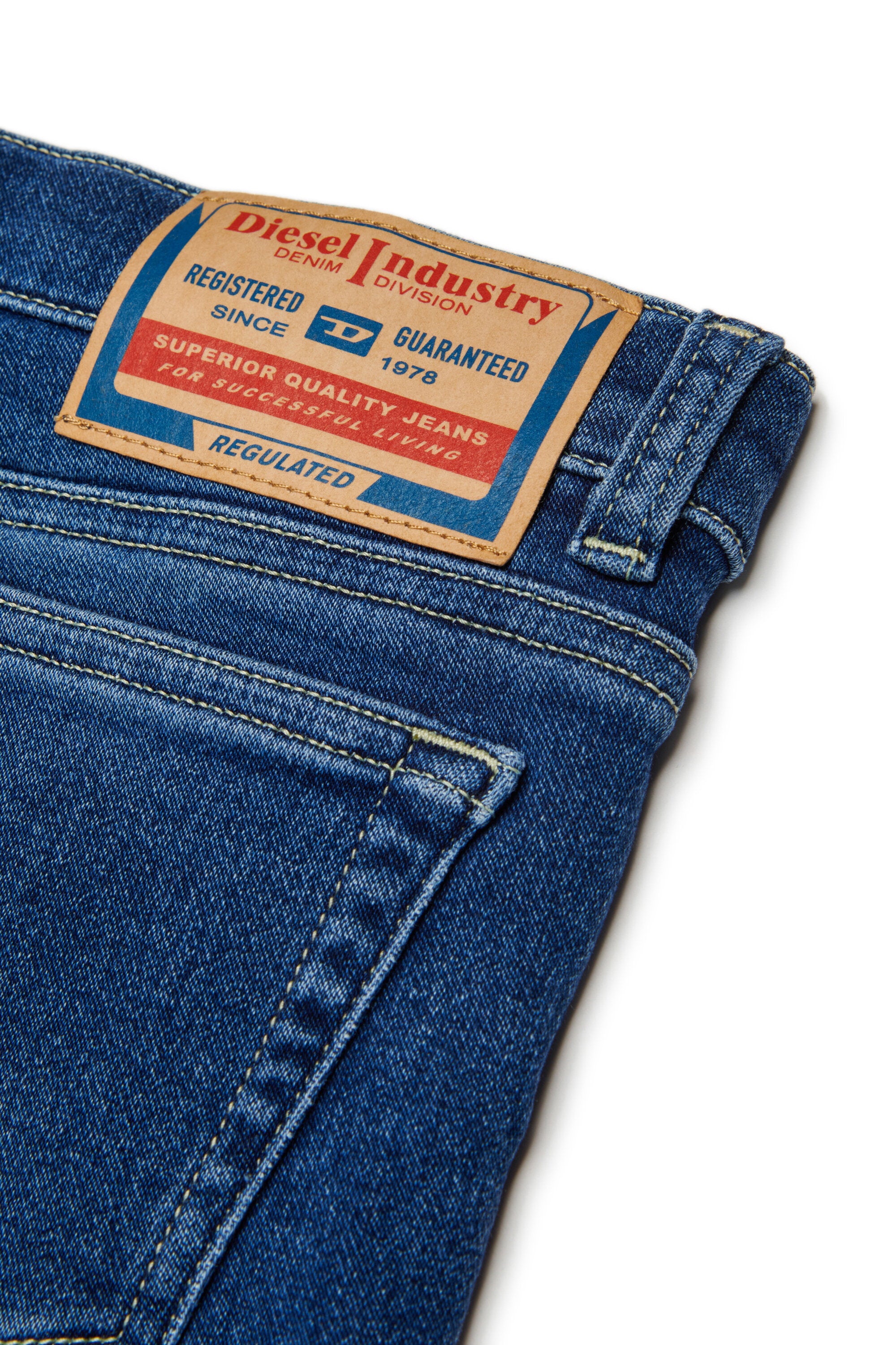 JoggJeans® medium blue flare fit - 1978