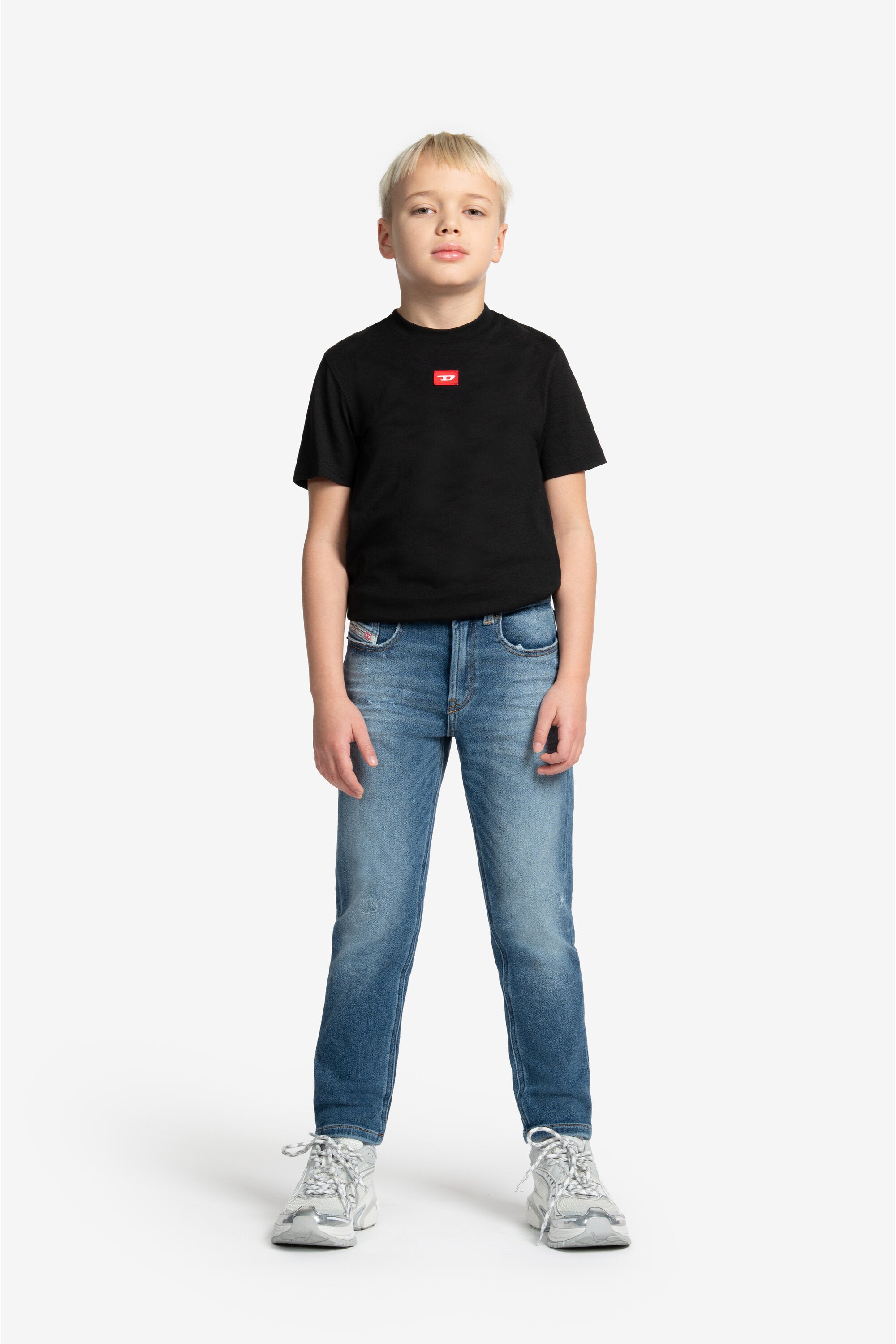 Medium blue regular JoggJeans® with abrasions - D-Lucas