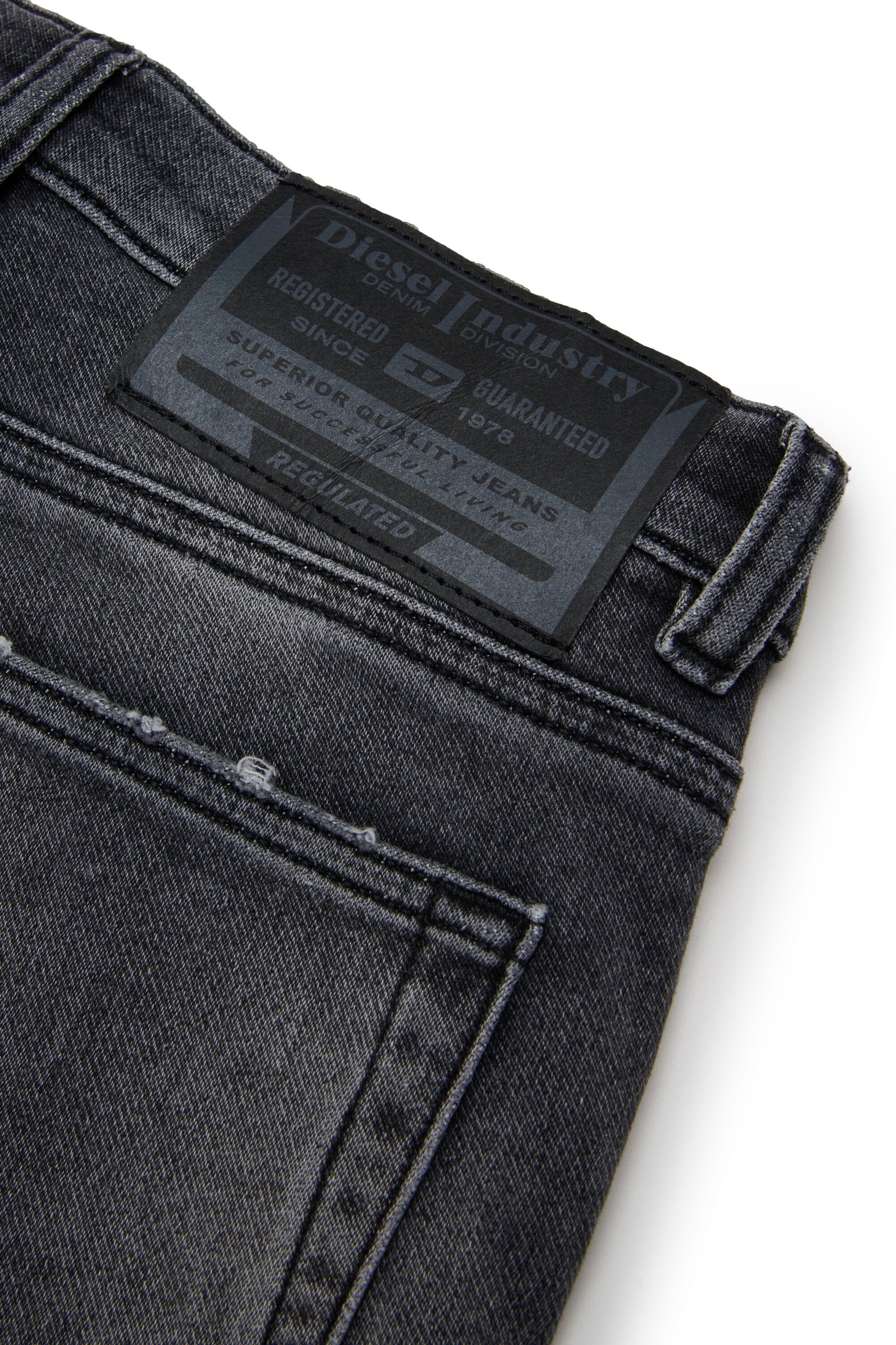 Black shaded regular JoggJeans® - D-Lucas