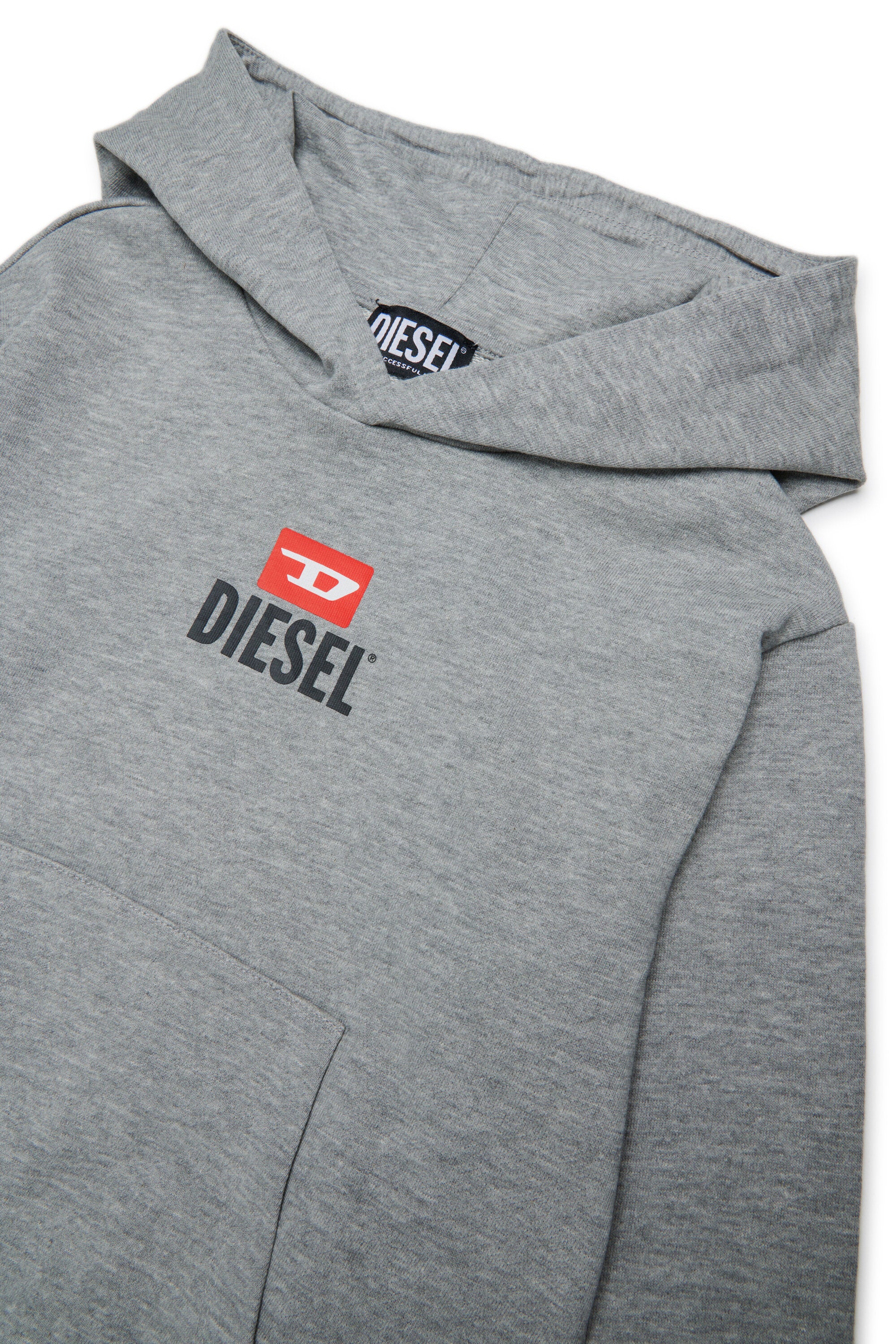 Sweatshirt with logo