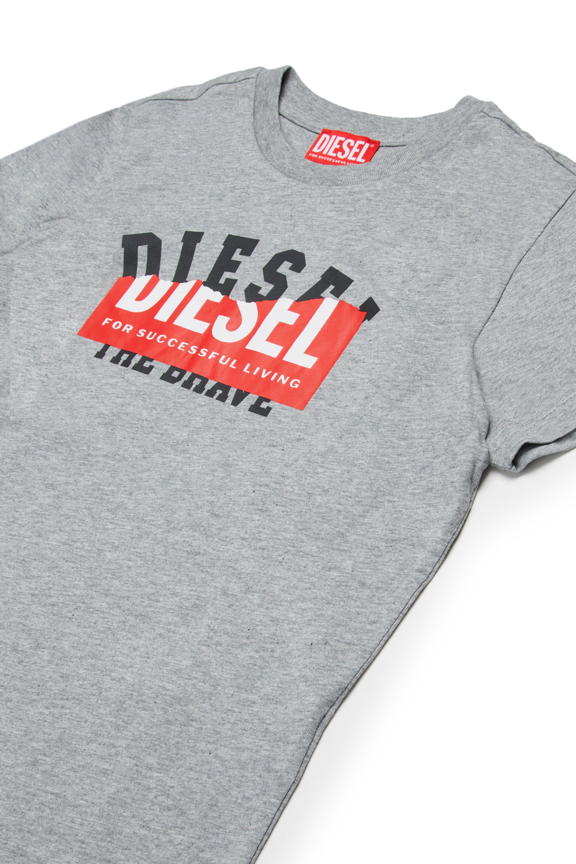 T-shirt with overlapping logo print