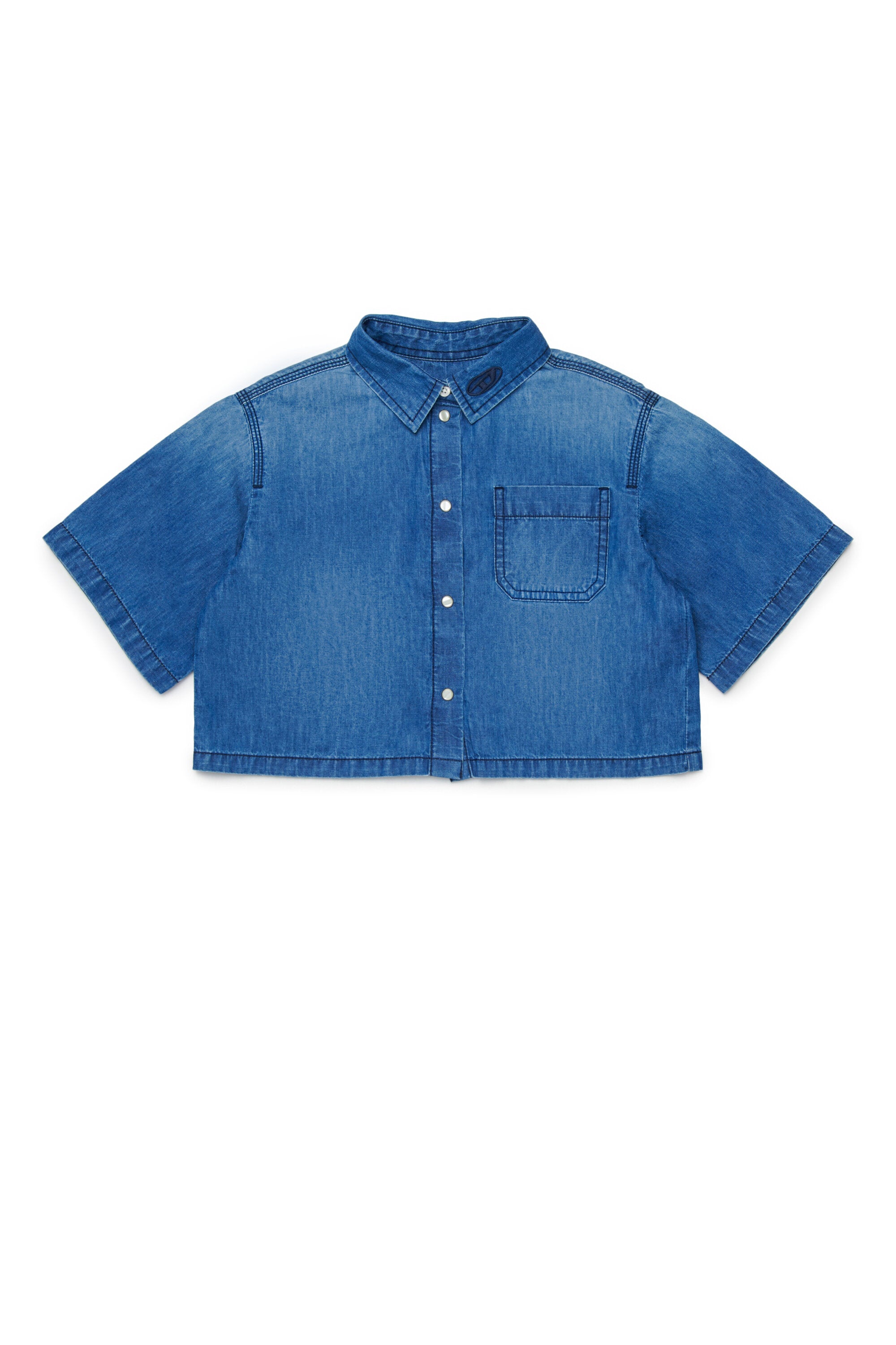 Short-sleeve denim shirt
