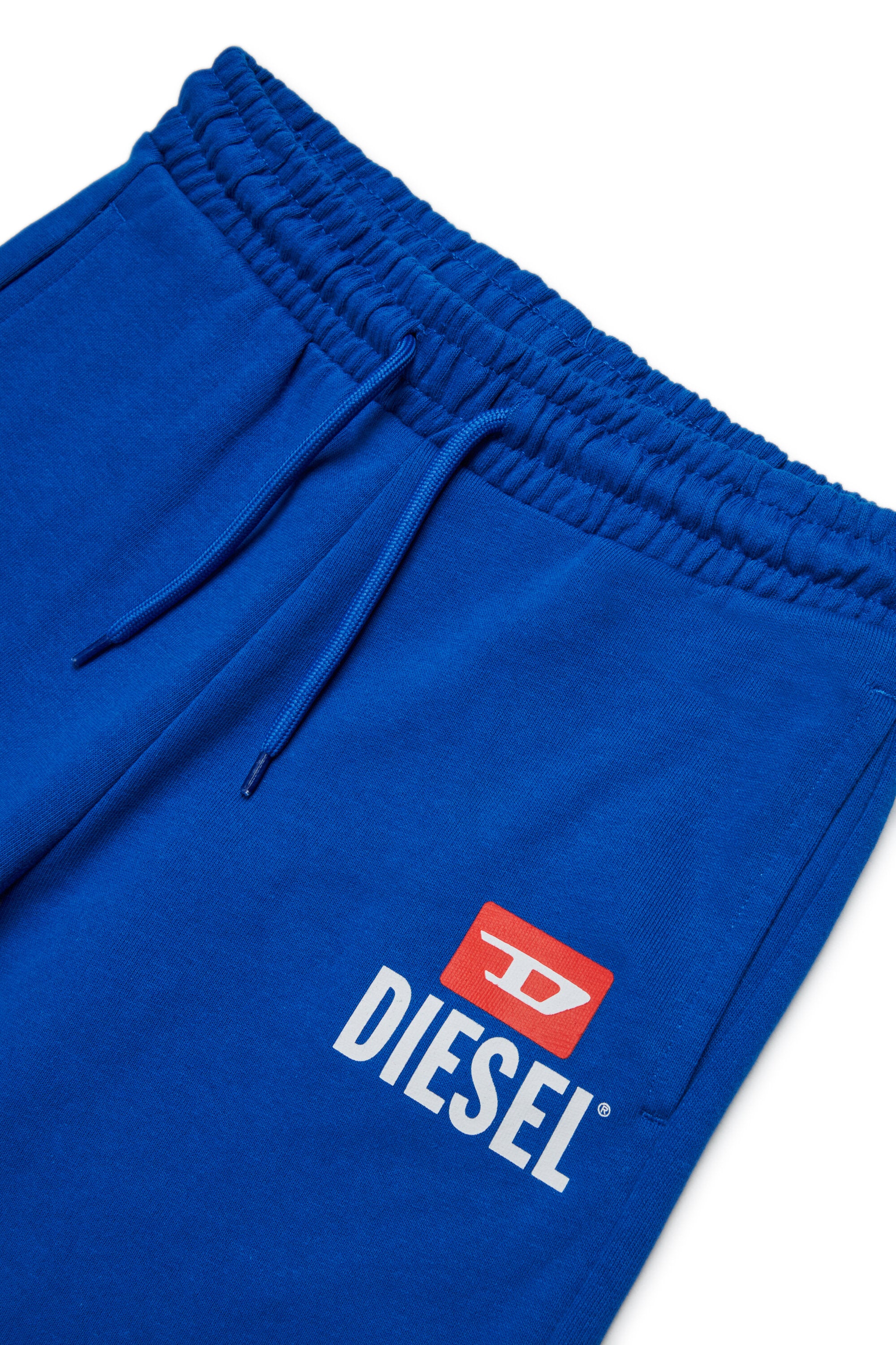 Tracksuit with logo