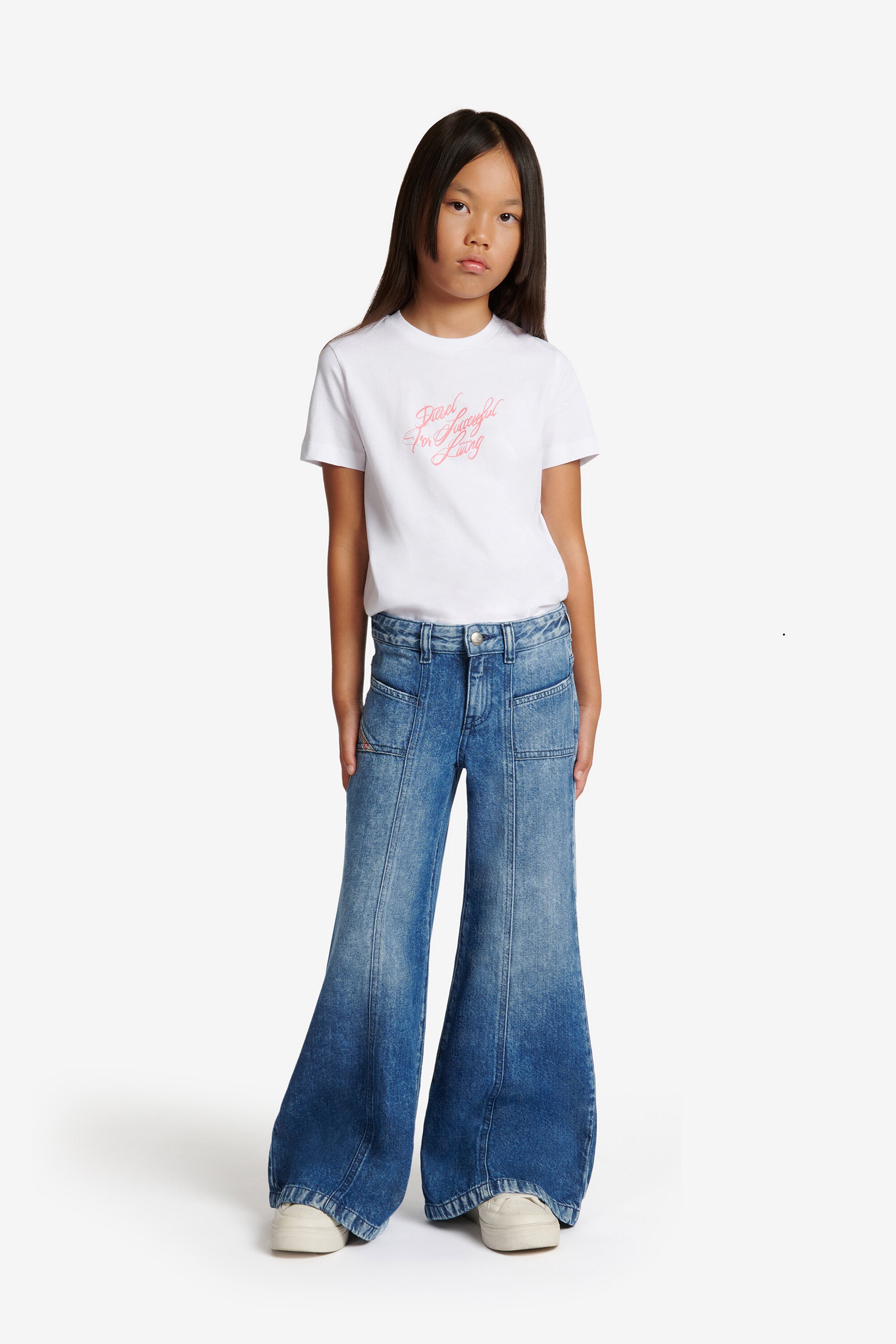 Flare fit jeans in medium blue wash - D-Pam