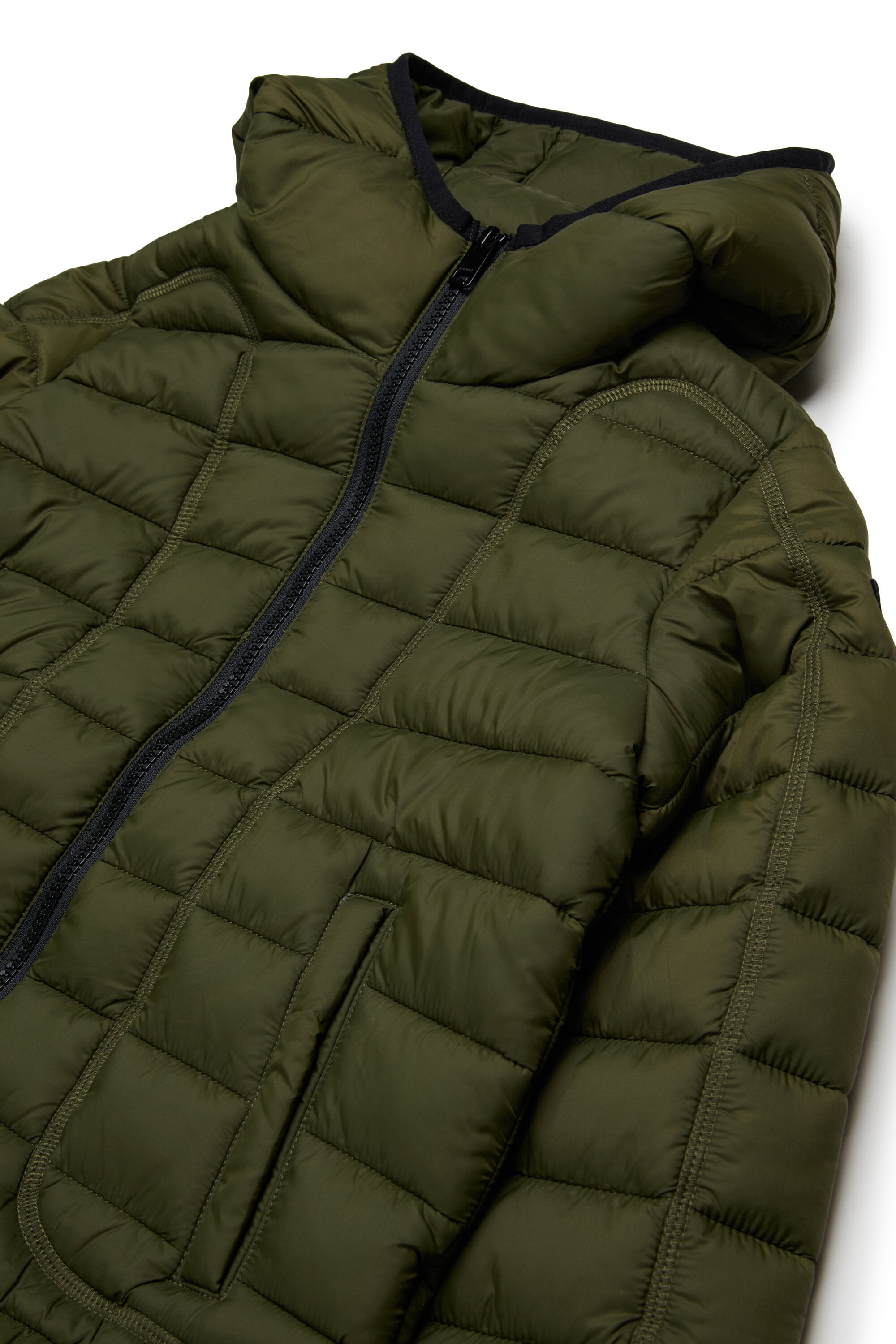 Lightweight hooded padded jacket