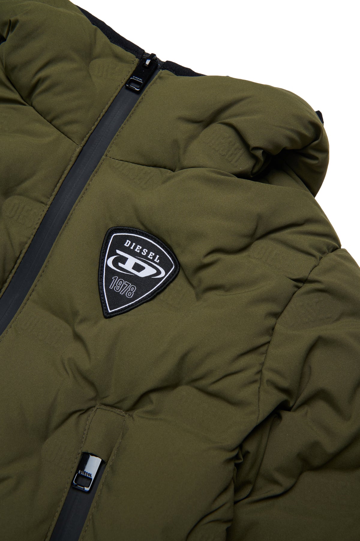 Padded jacket with logo