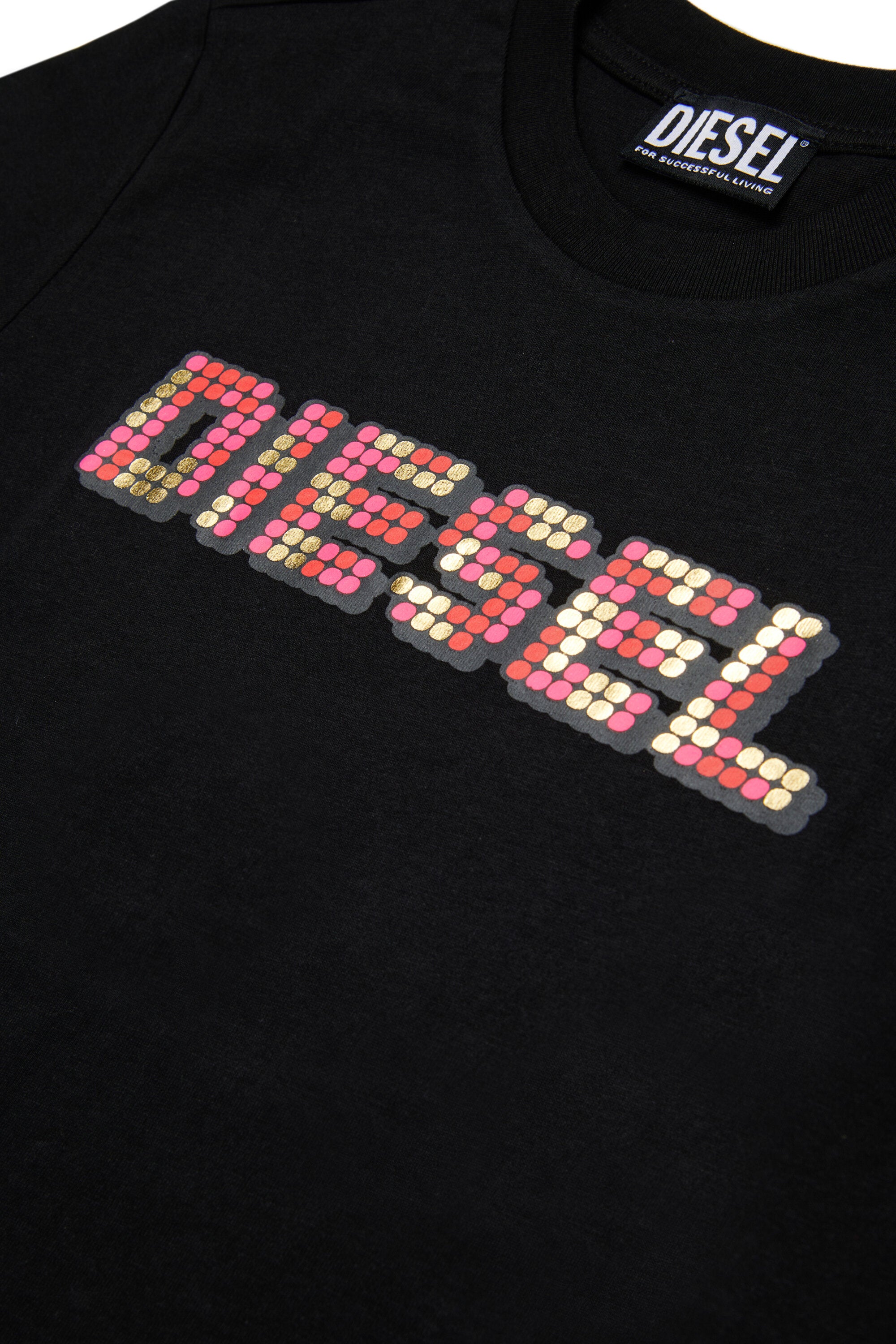 T-shirt with multicolored logo