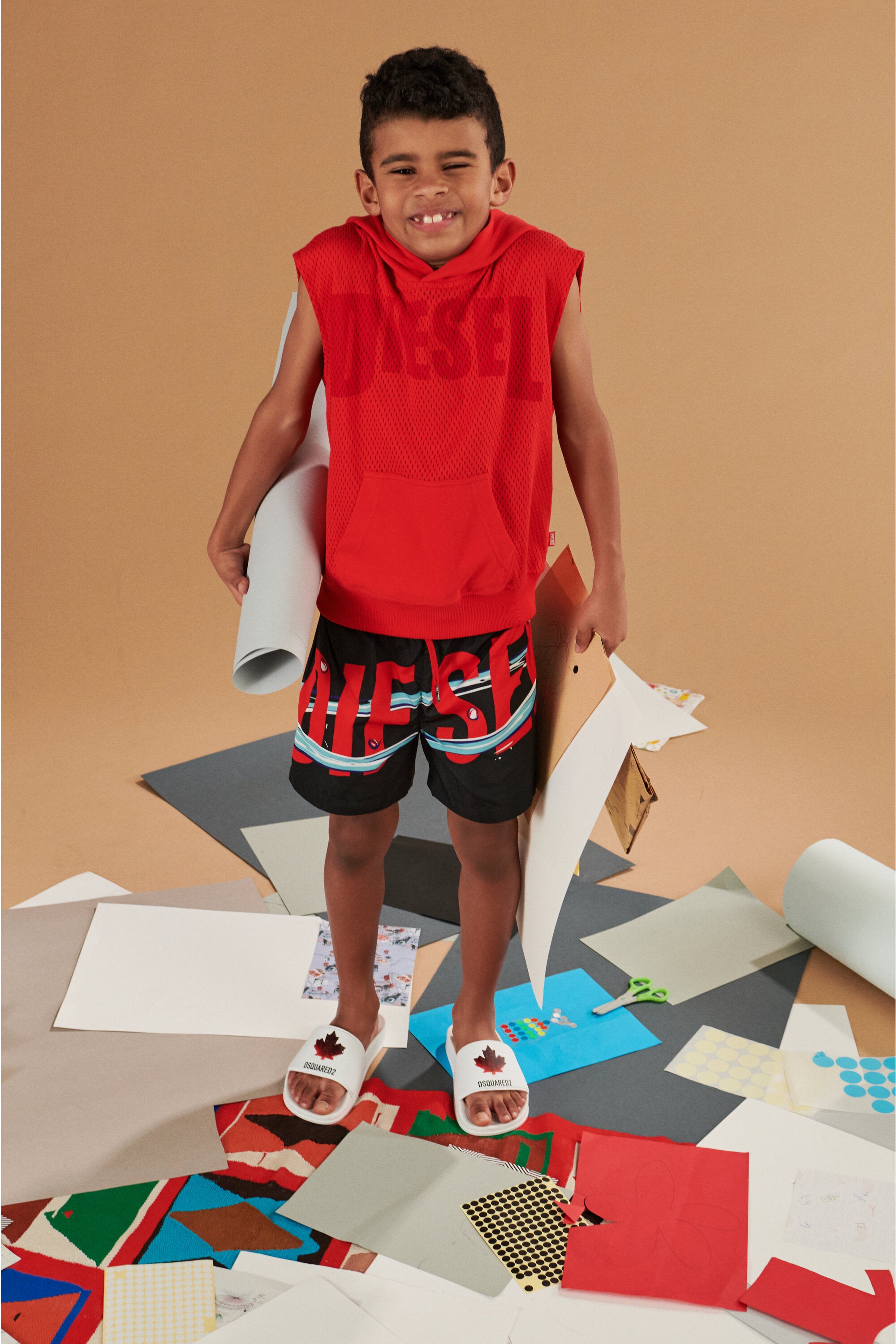Sleeveless sweatshirt with logo