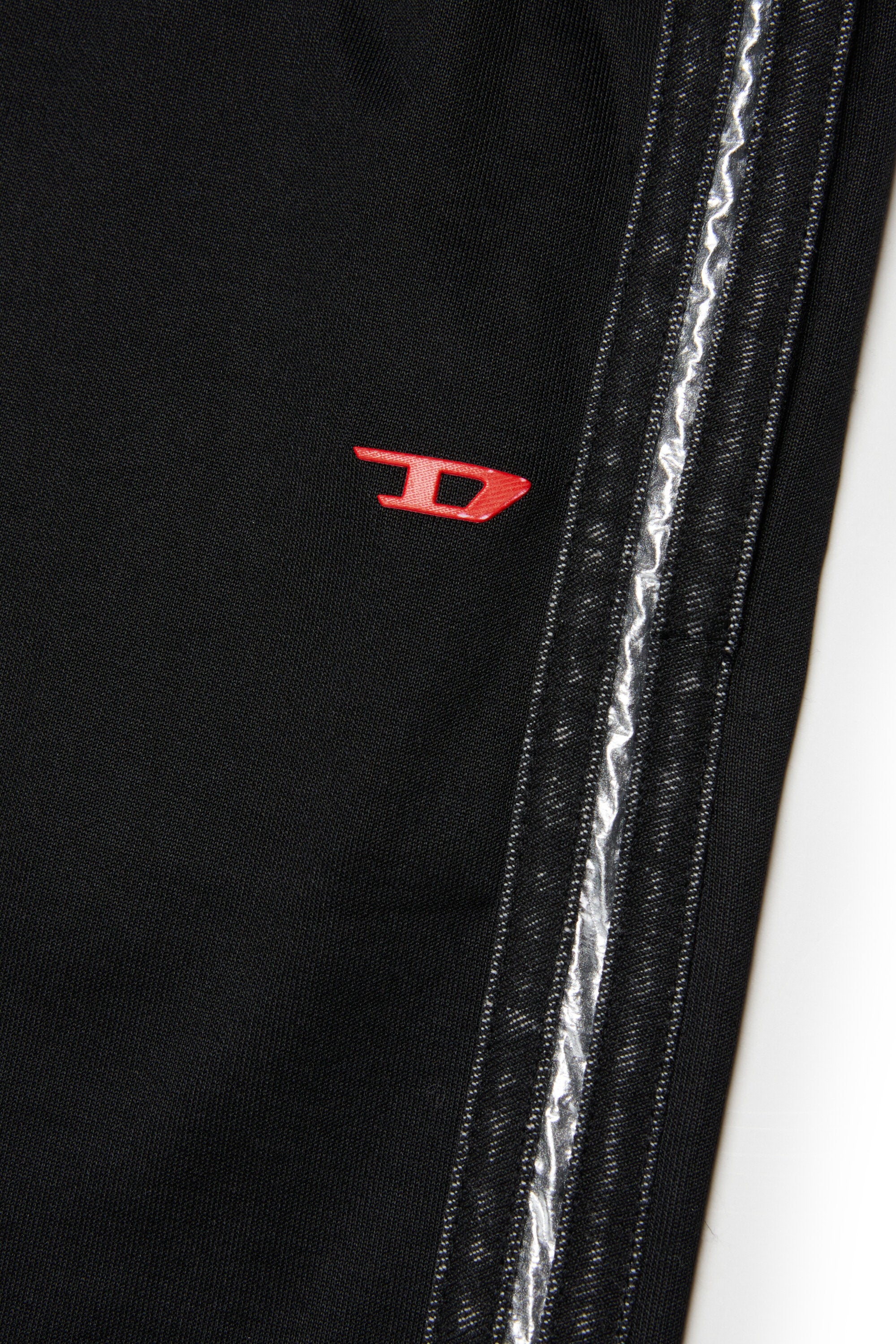 Fleece shorts with logo