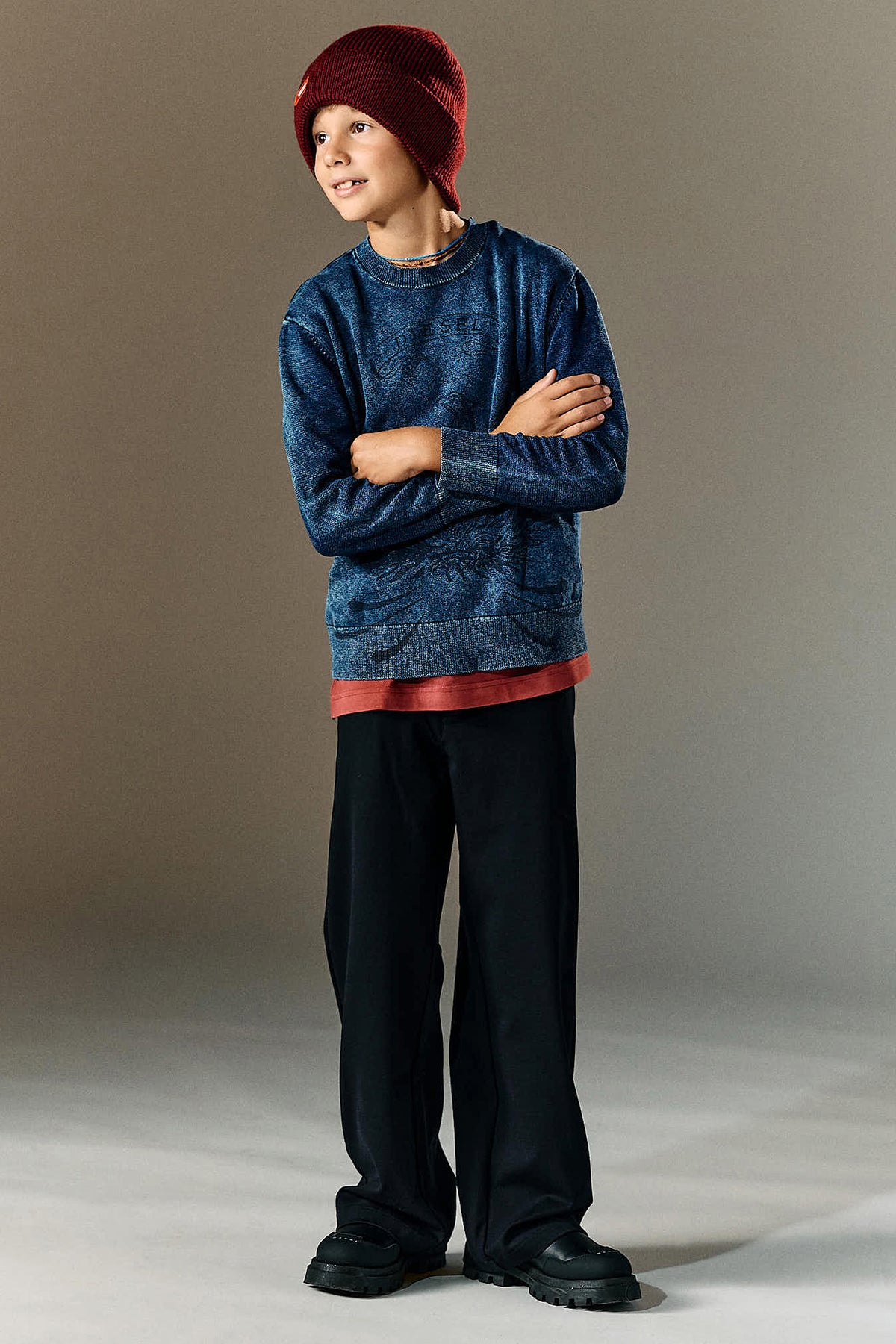 Crew-neck pullover with logo
