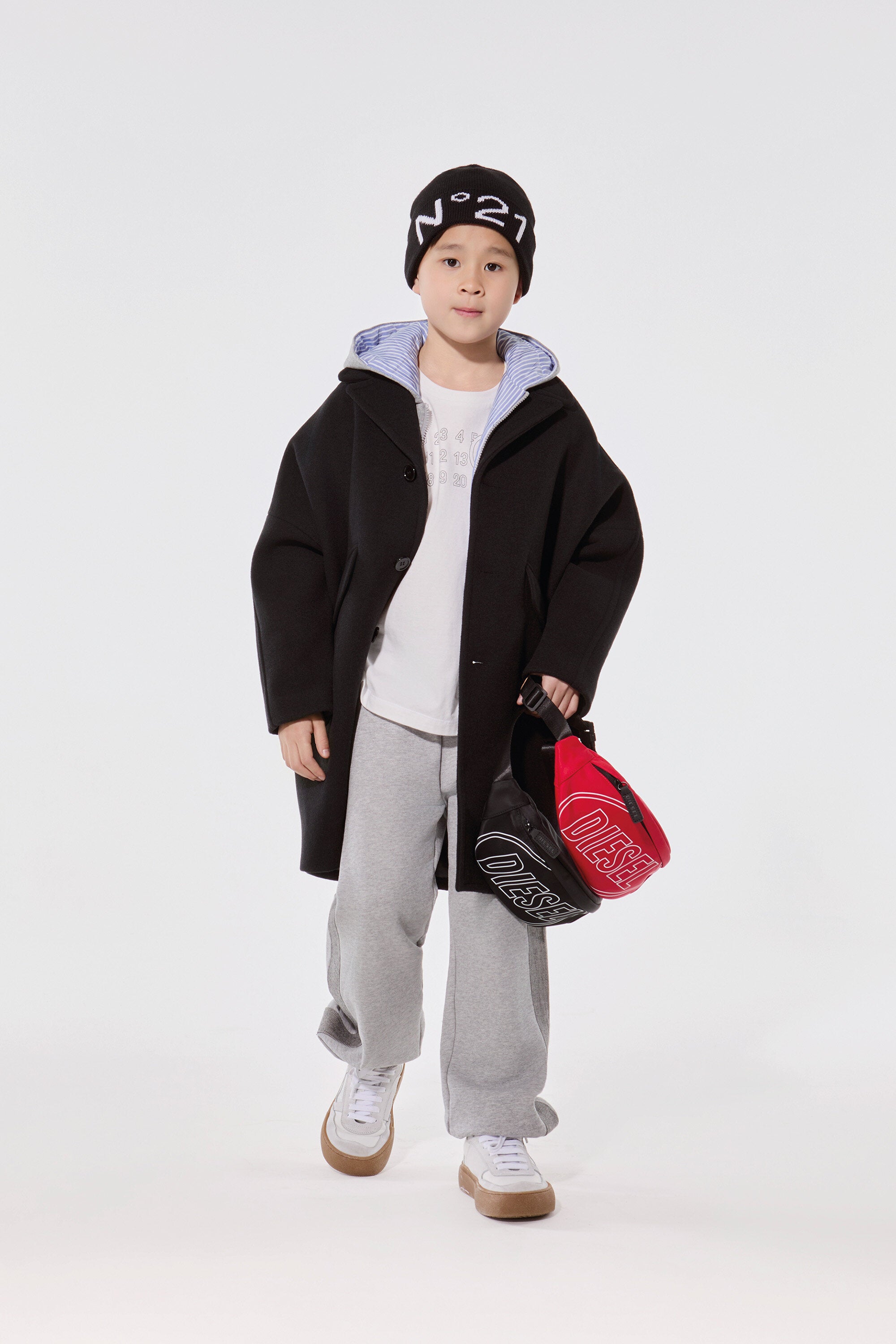 Sweatpants with logo