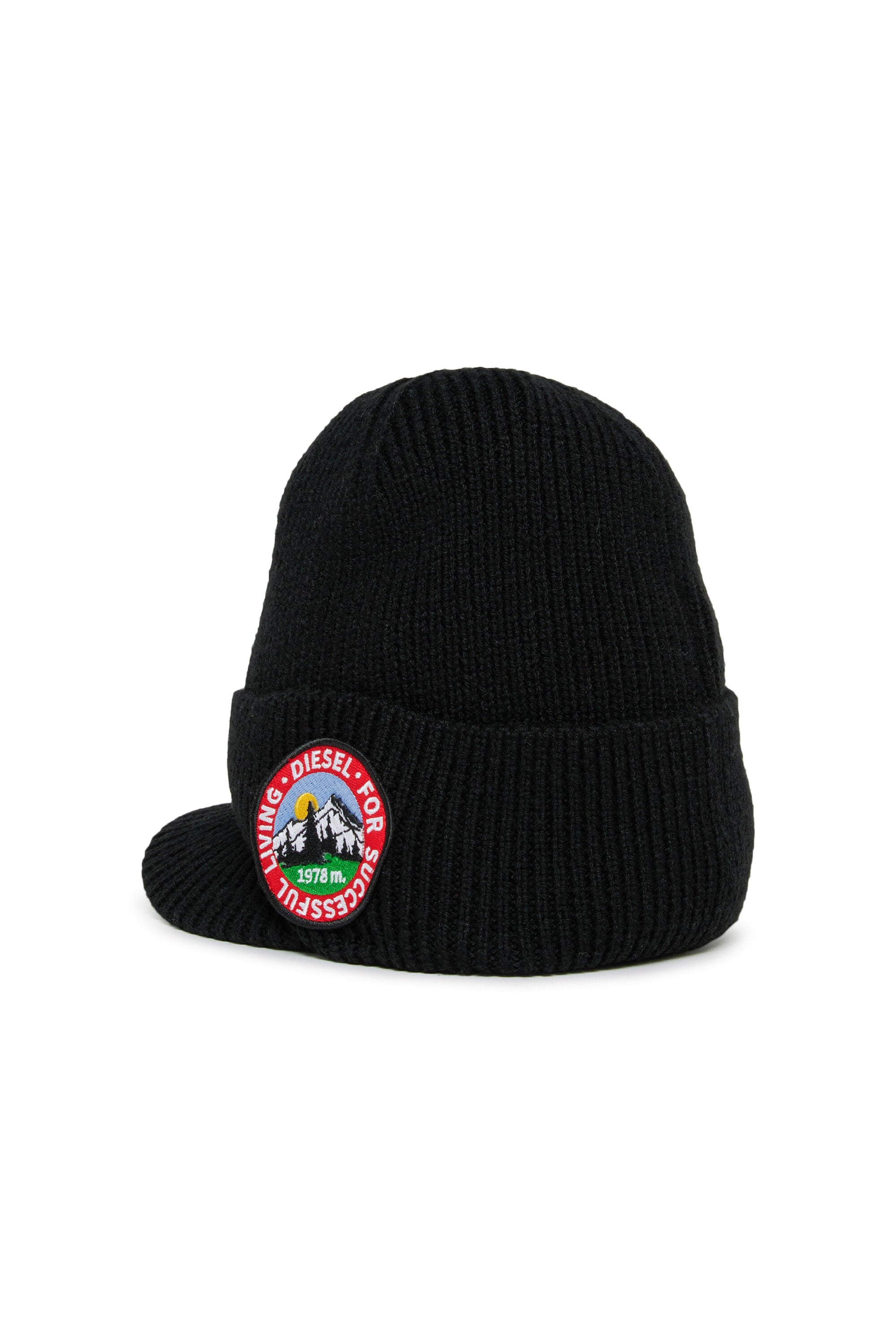 Cap with visor and logo