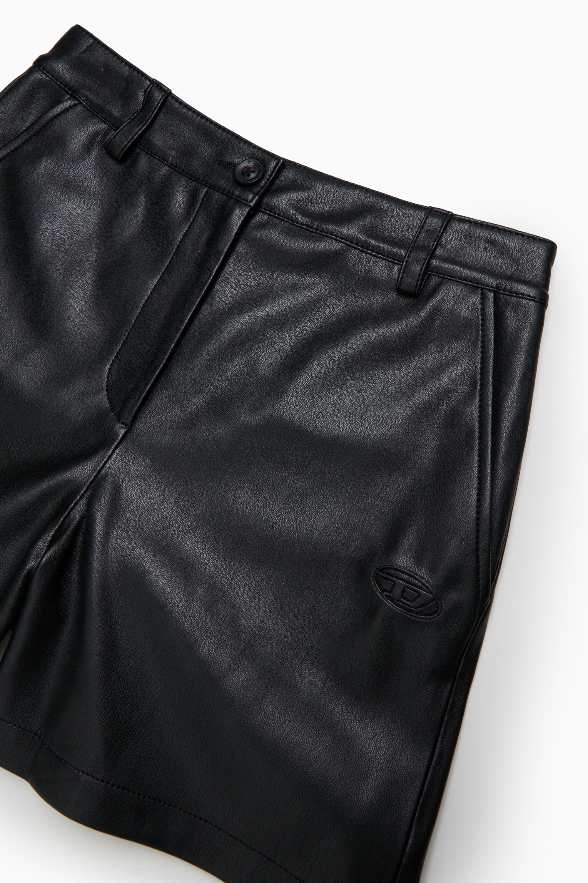 Shorts with logo