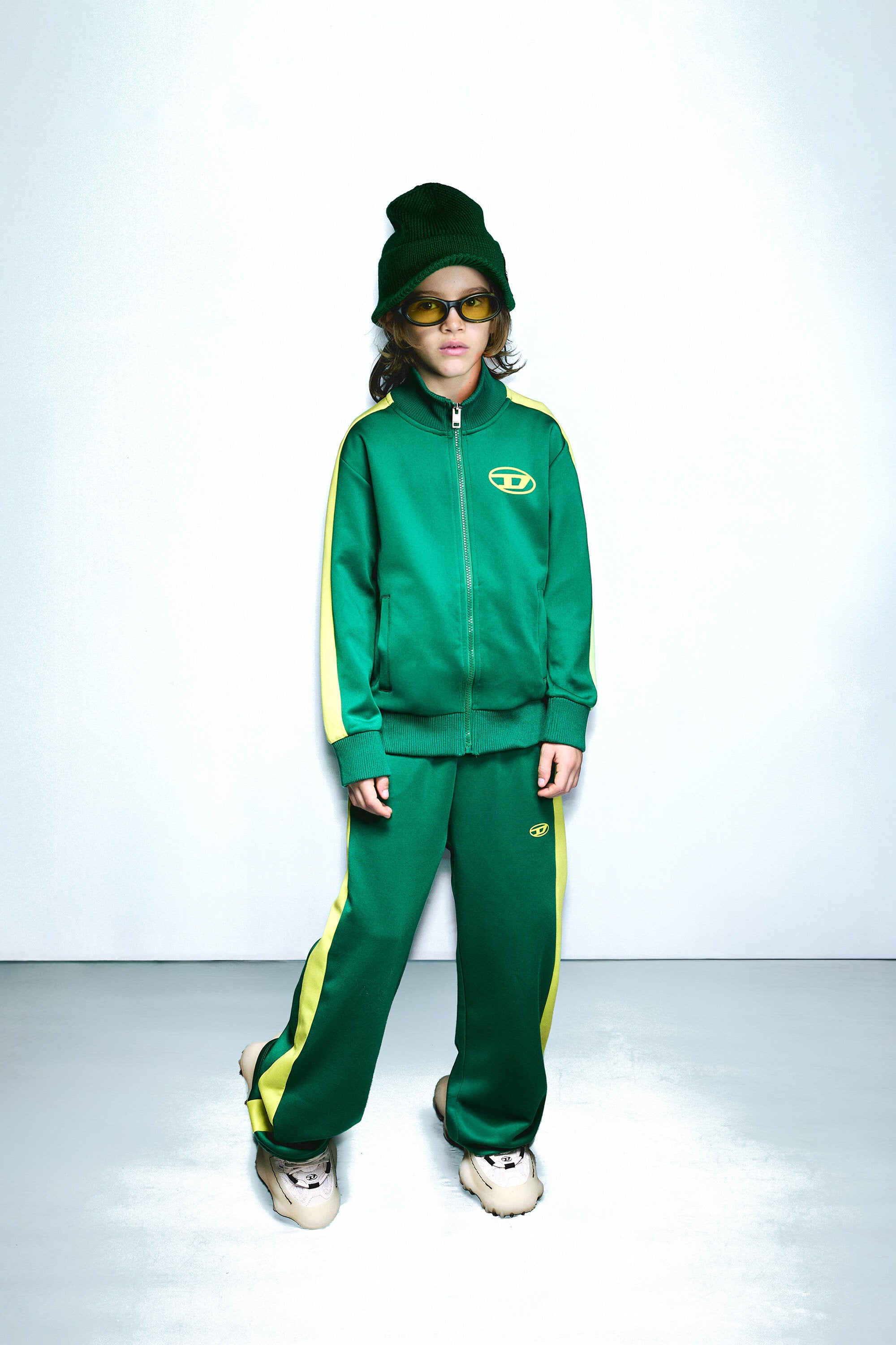Sweatpants with logo