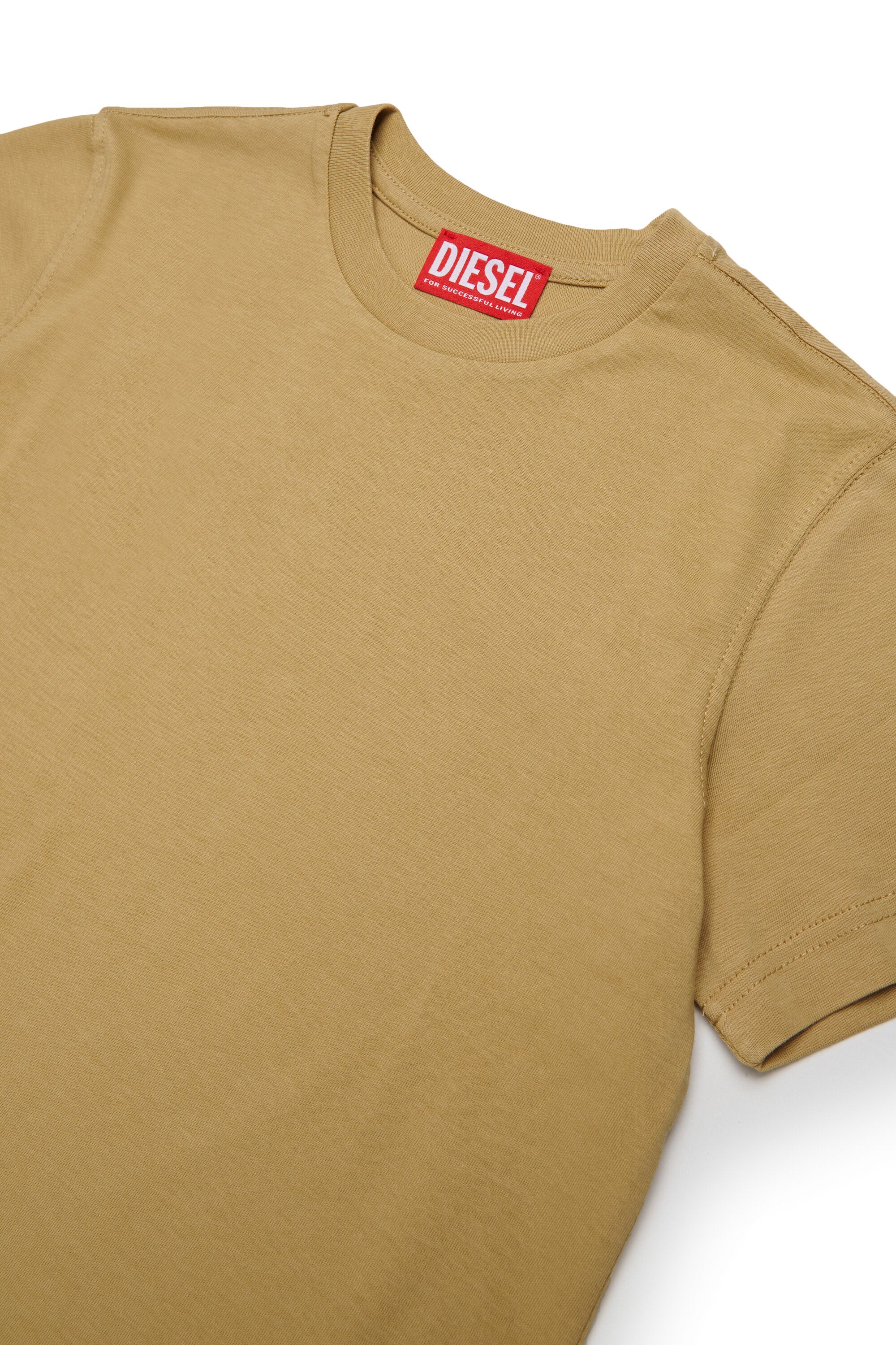 T-shirt with logo
