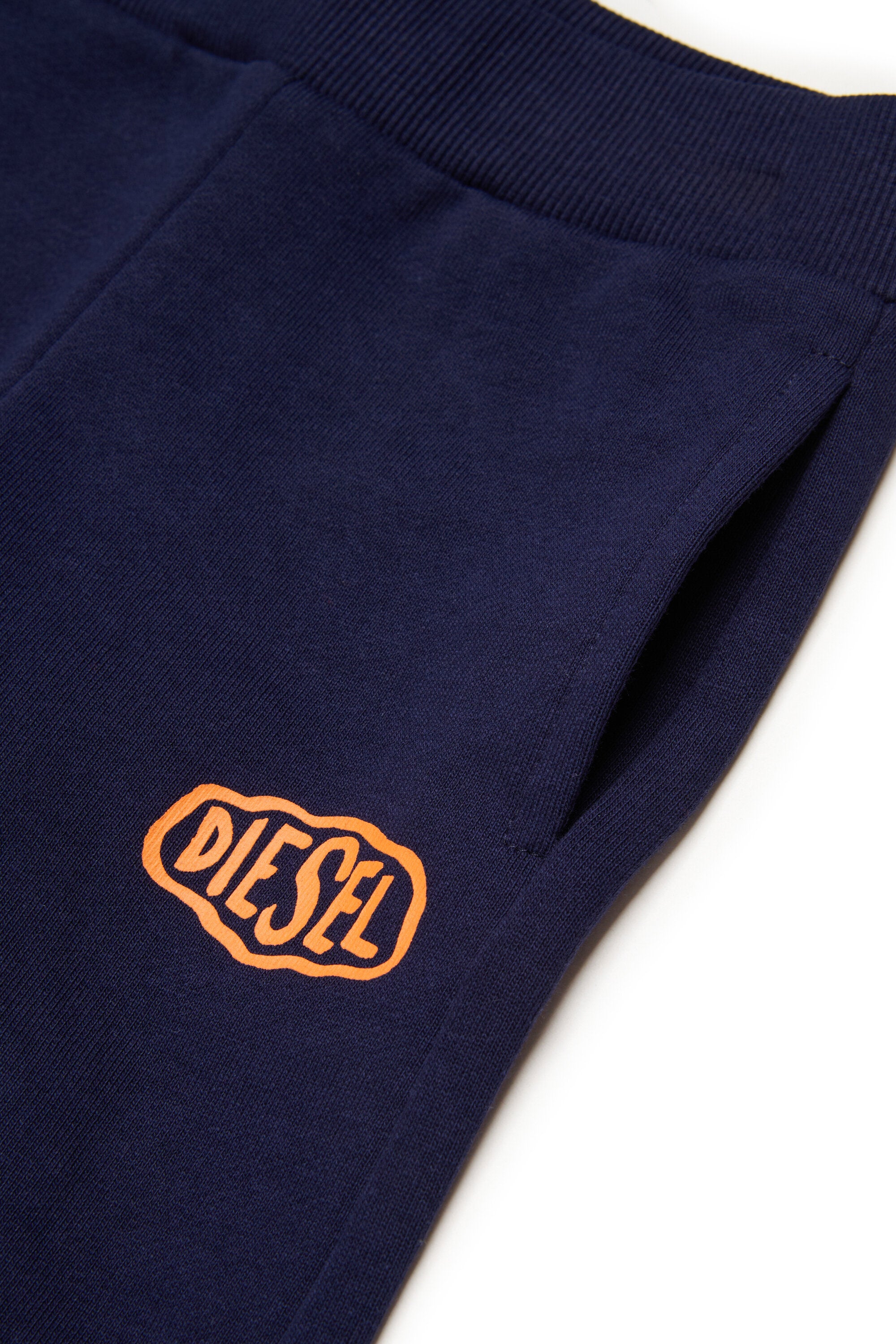 Tracksuit with logo