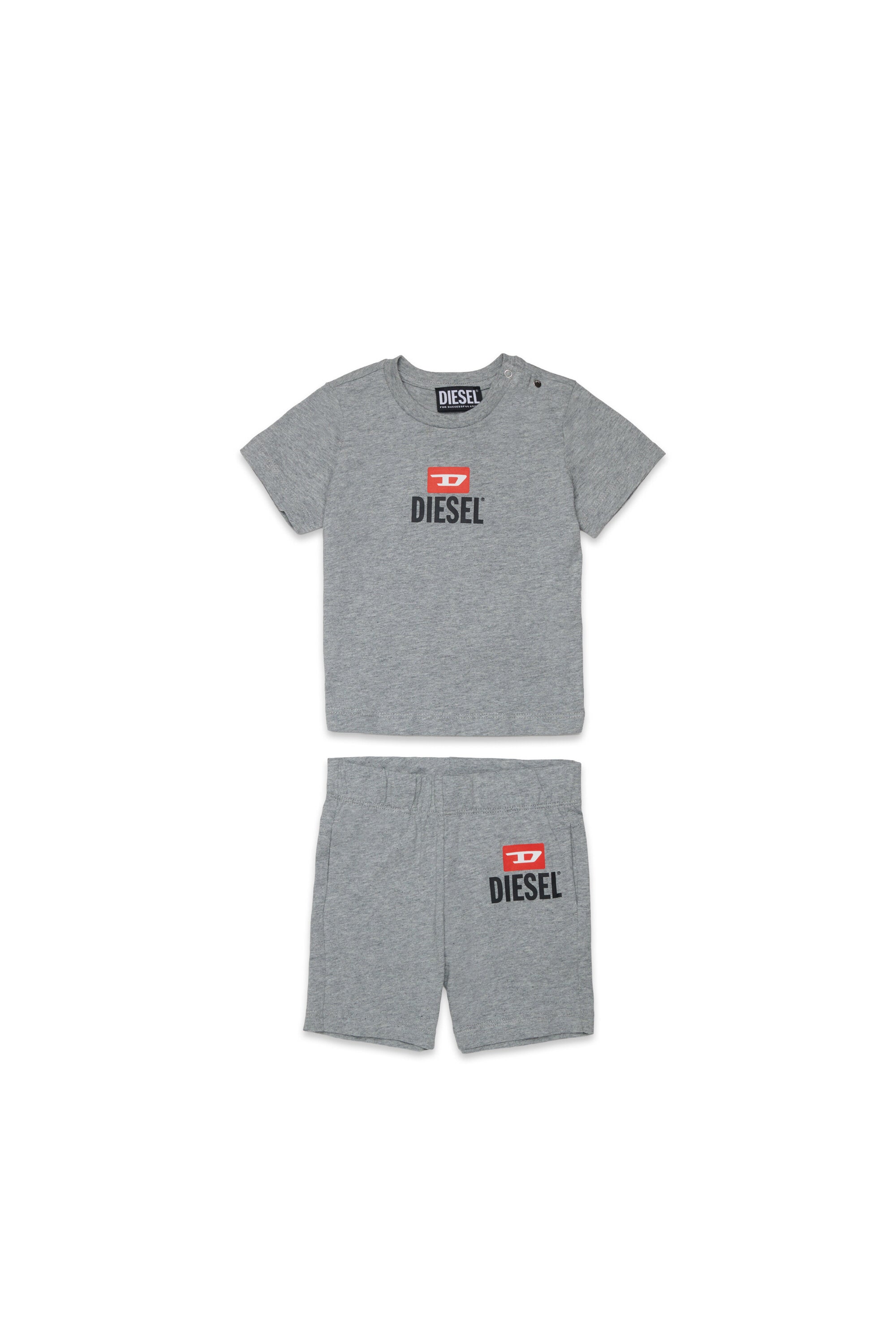 Tracksuit with logo