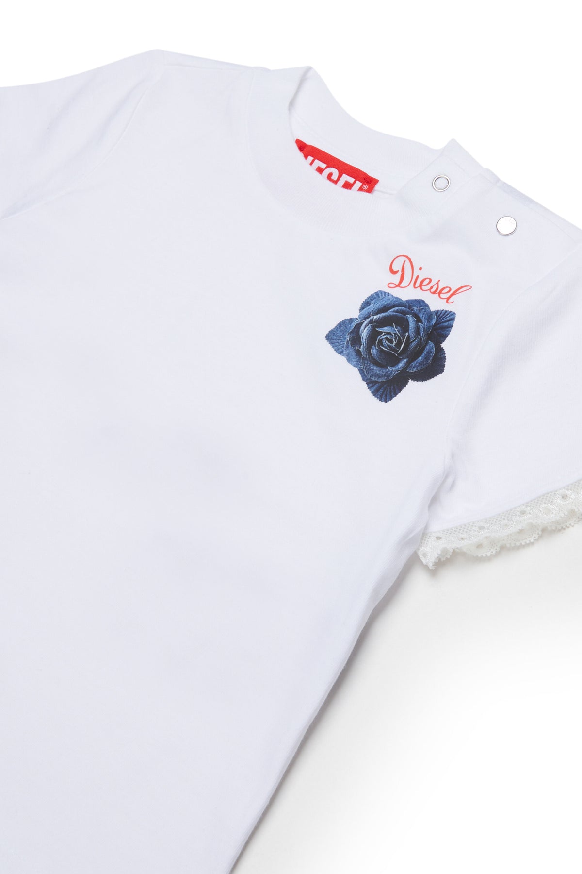 T-shirt with logo and lace sleeves