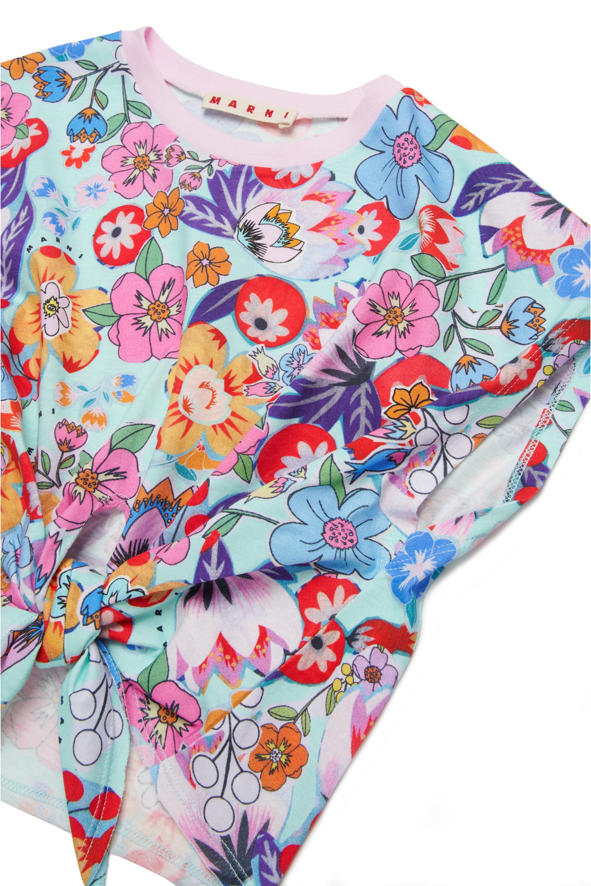 Holiday allover T-shirt with knotted fabric