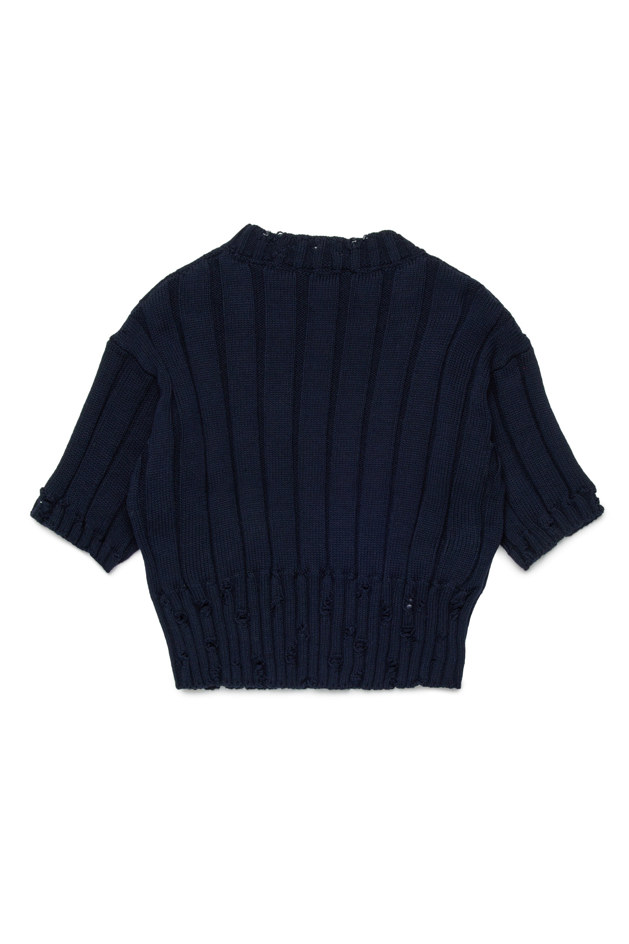 Ribbed tops with rips