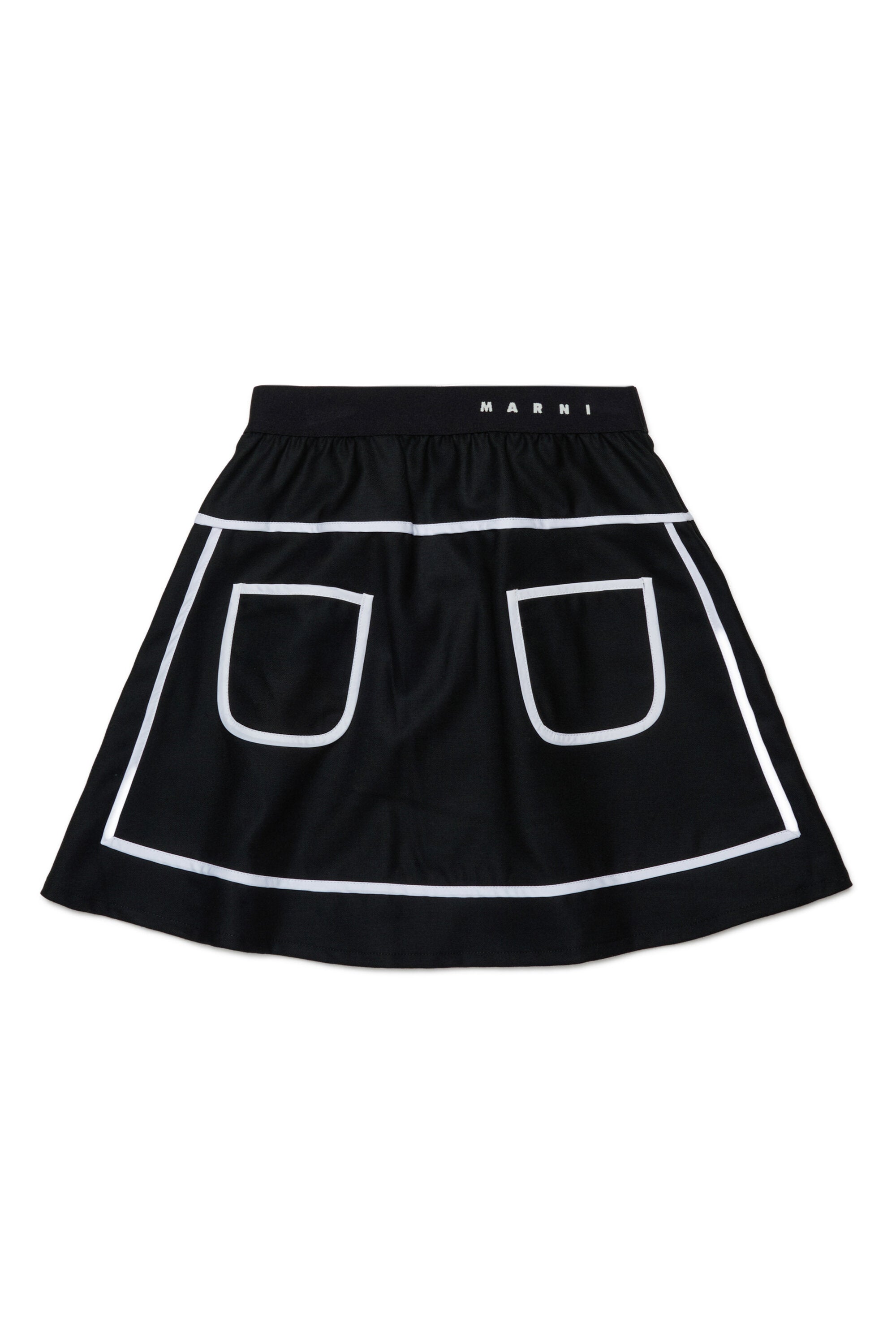 Short flannel skirt with contrasting piping