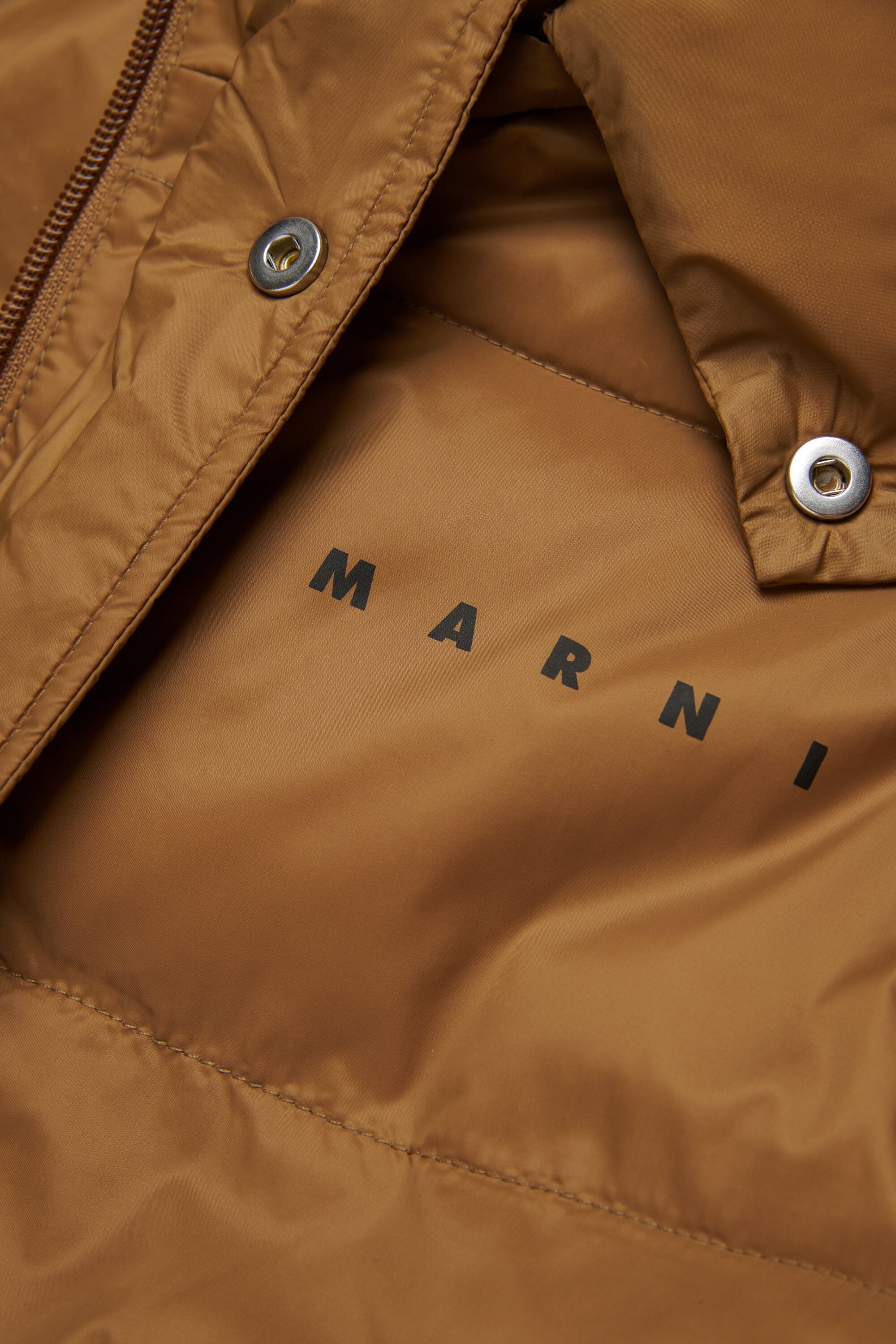 Hooded hooded jacket with logo