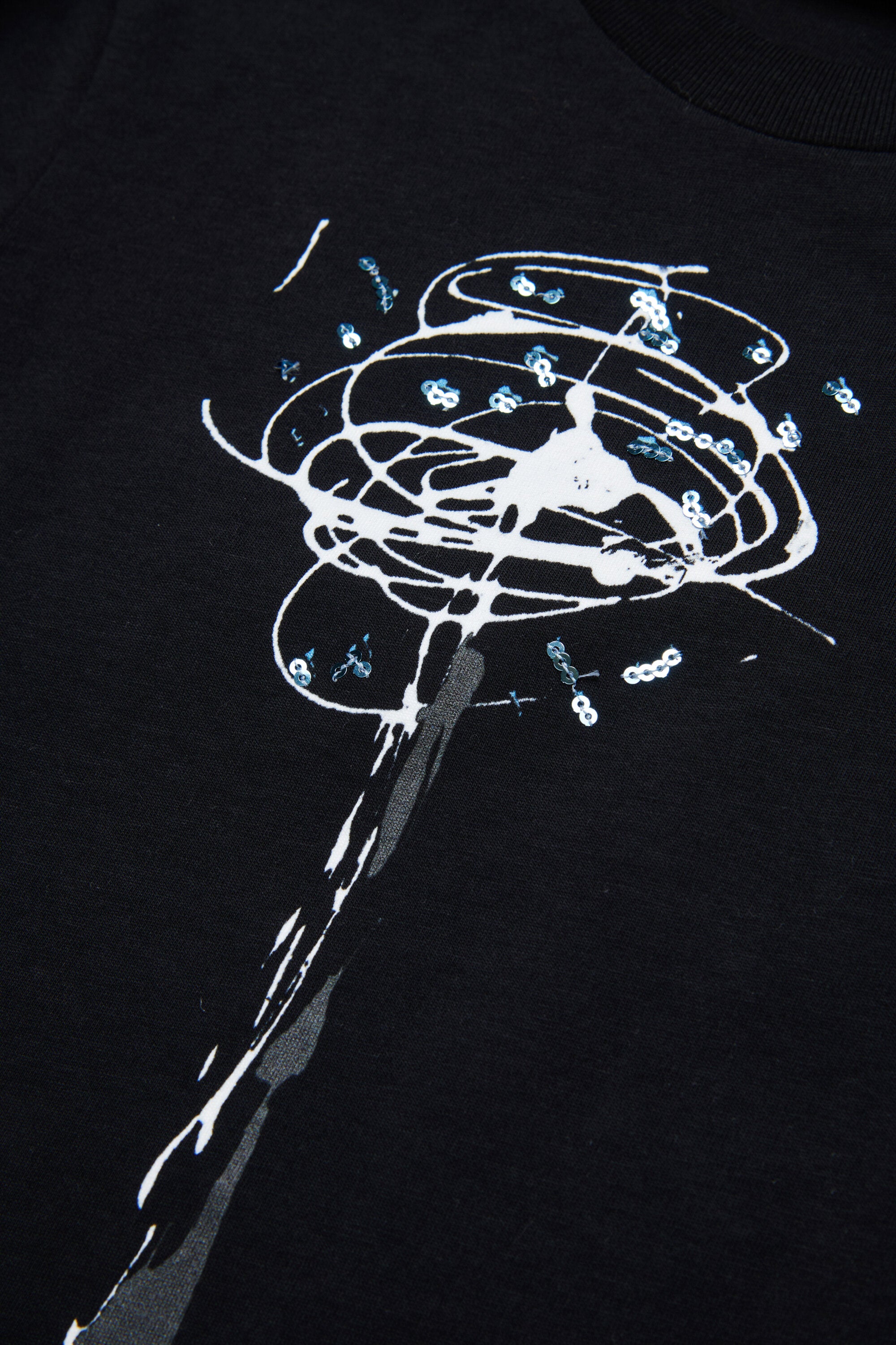 T-shirt with chest logo