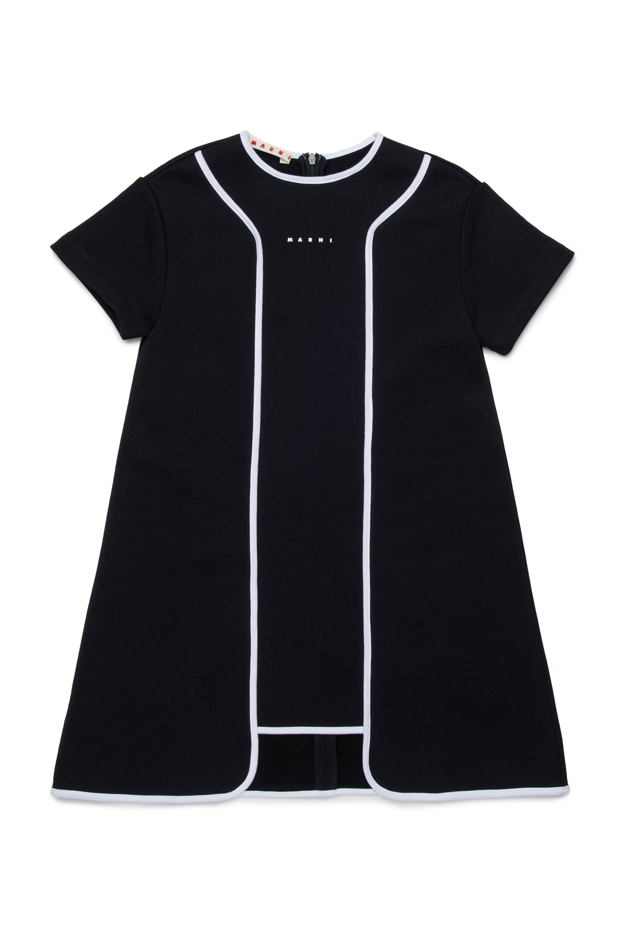 Dress with short sleeves and straight cut