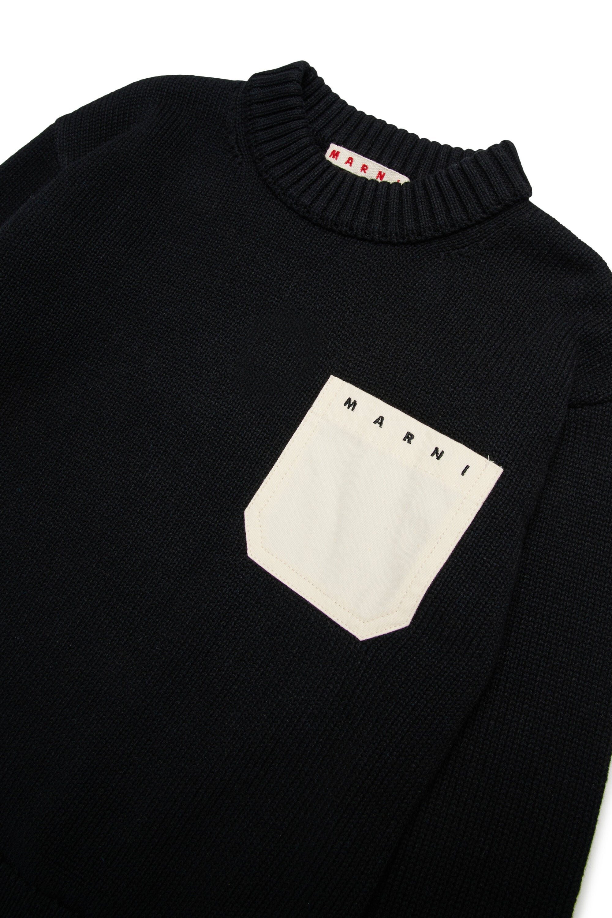 Crew neck pullover with chest pocket and logo