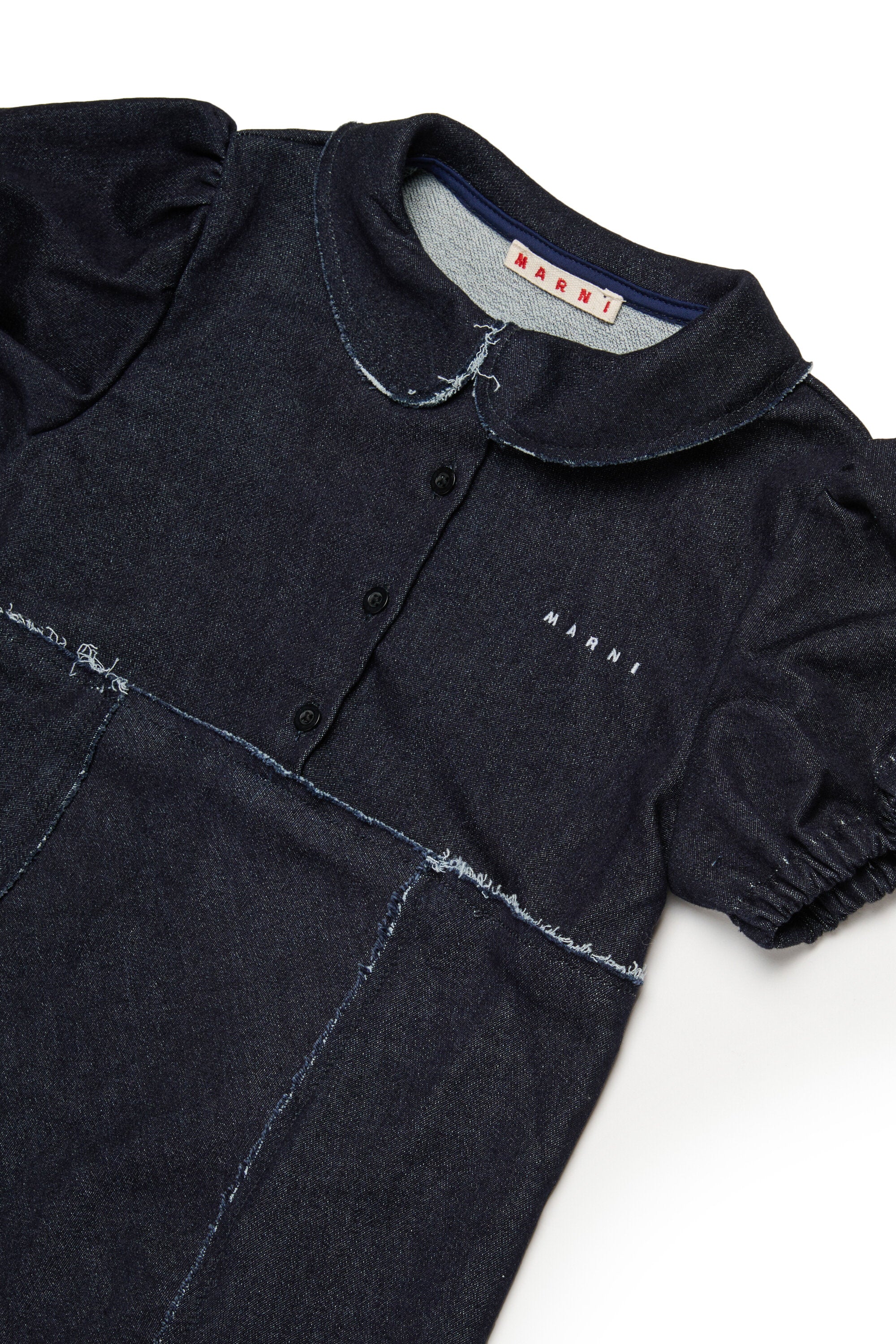 Short-sleeve denim shirt