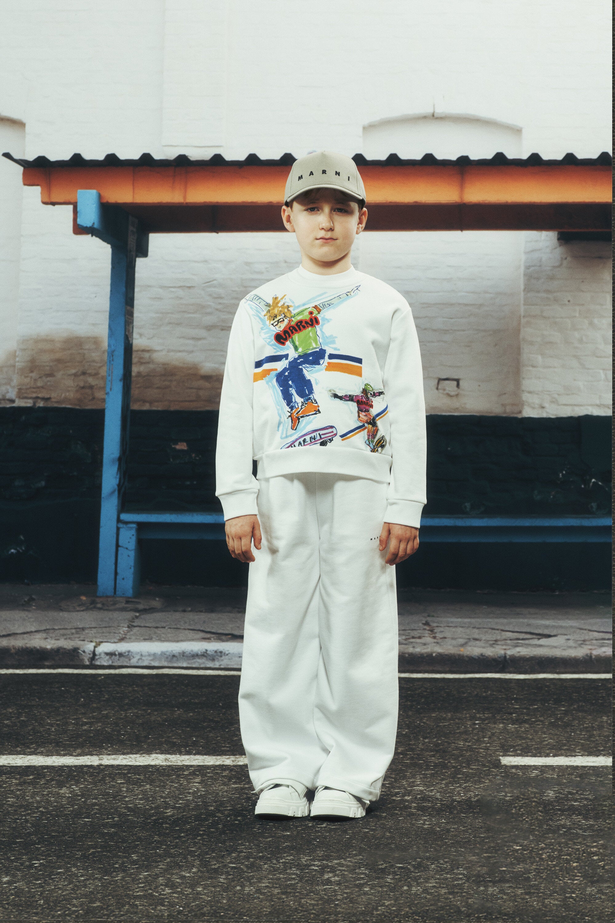 Crew-neck sweatshirt with skater print