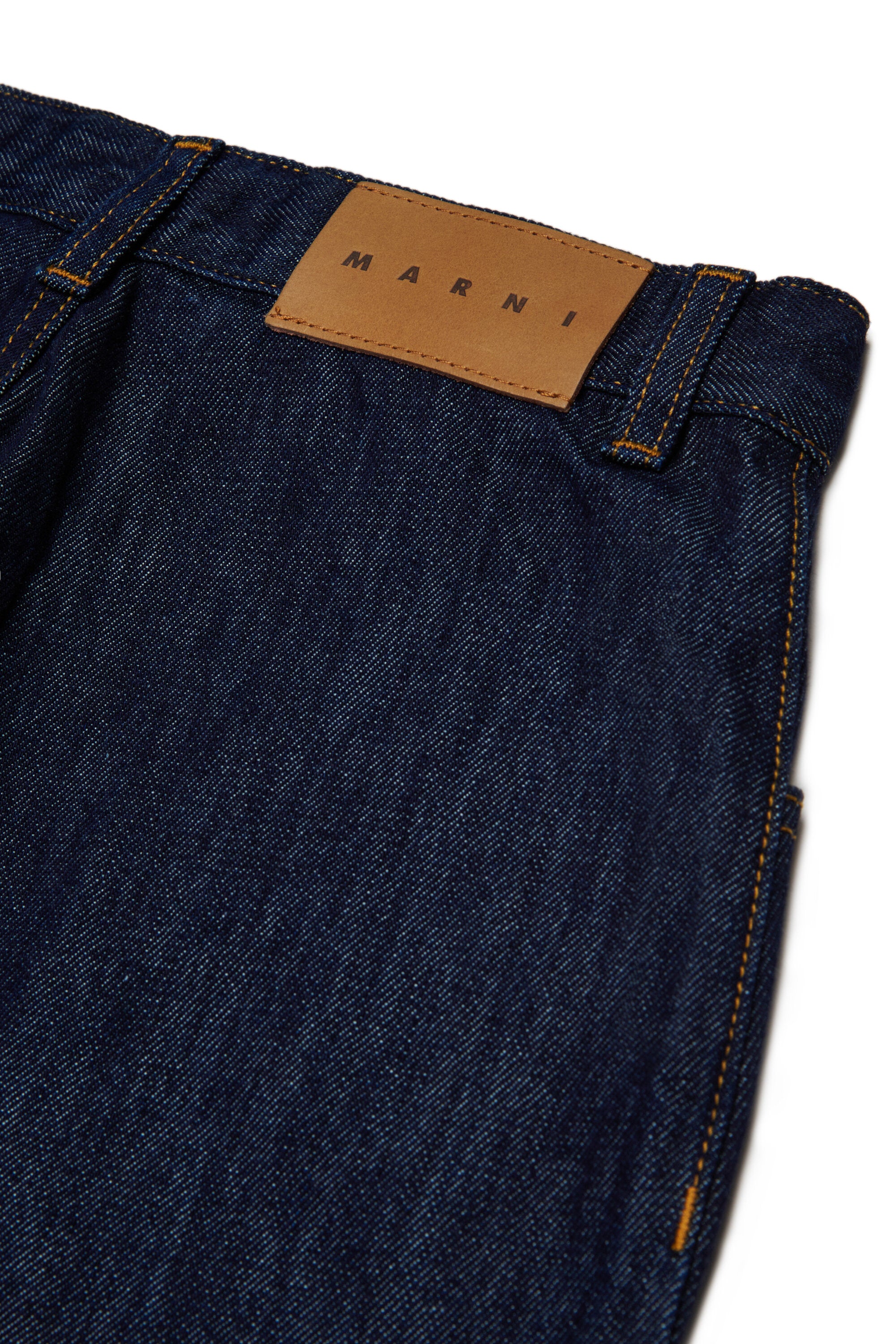 Relaxed jeans in dark denim