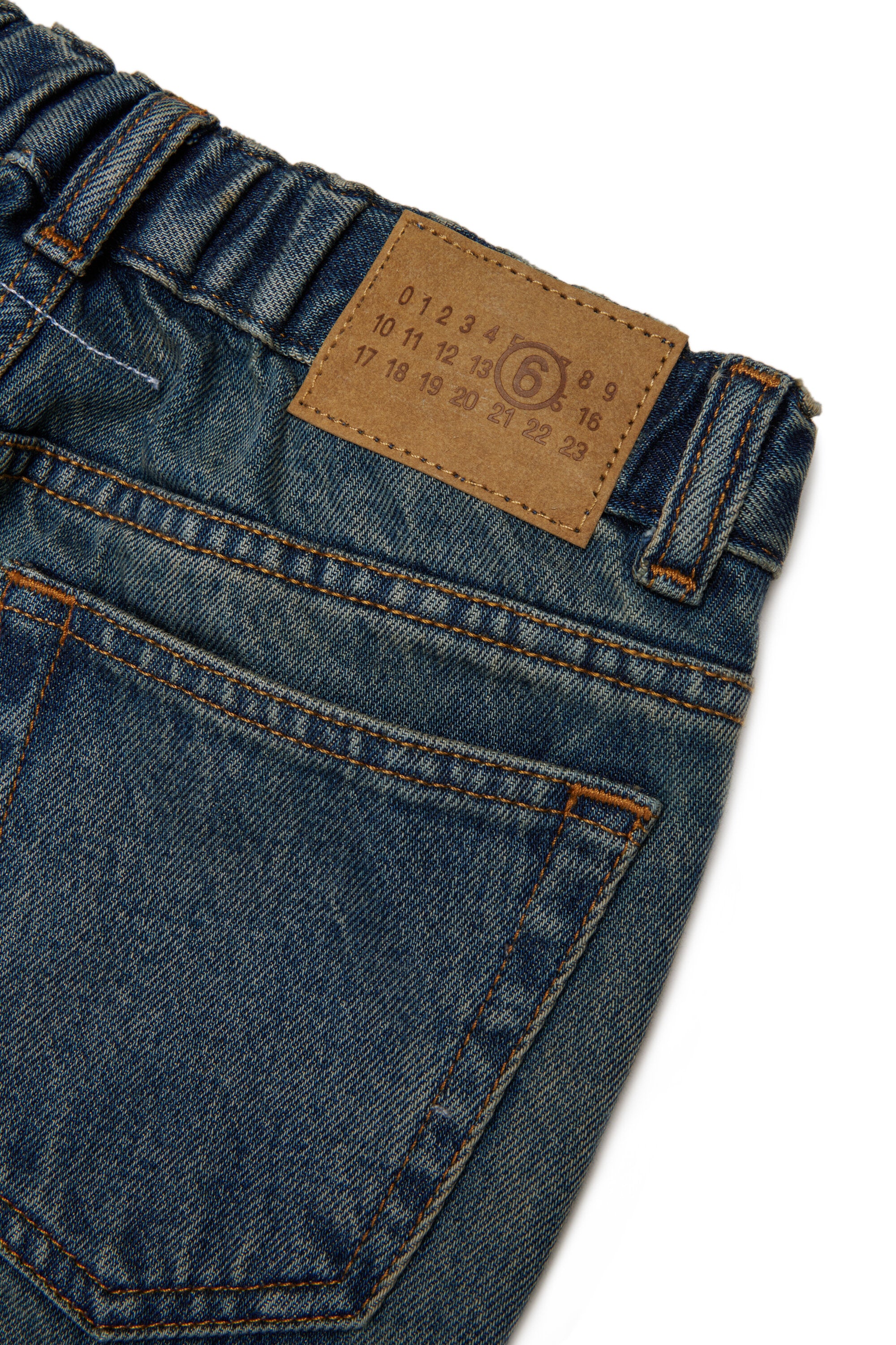 Regular fit jeans