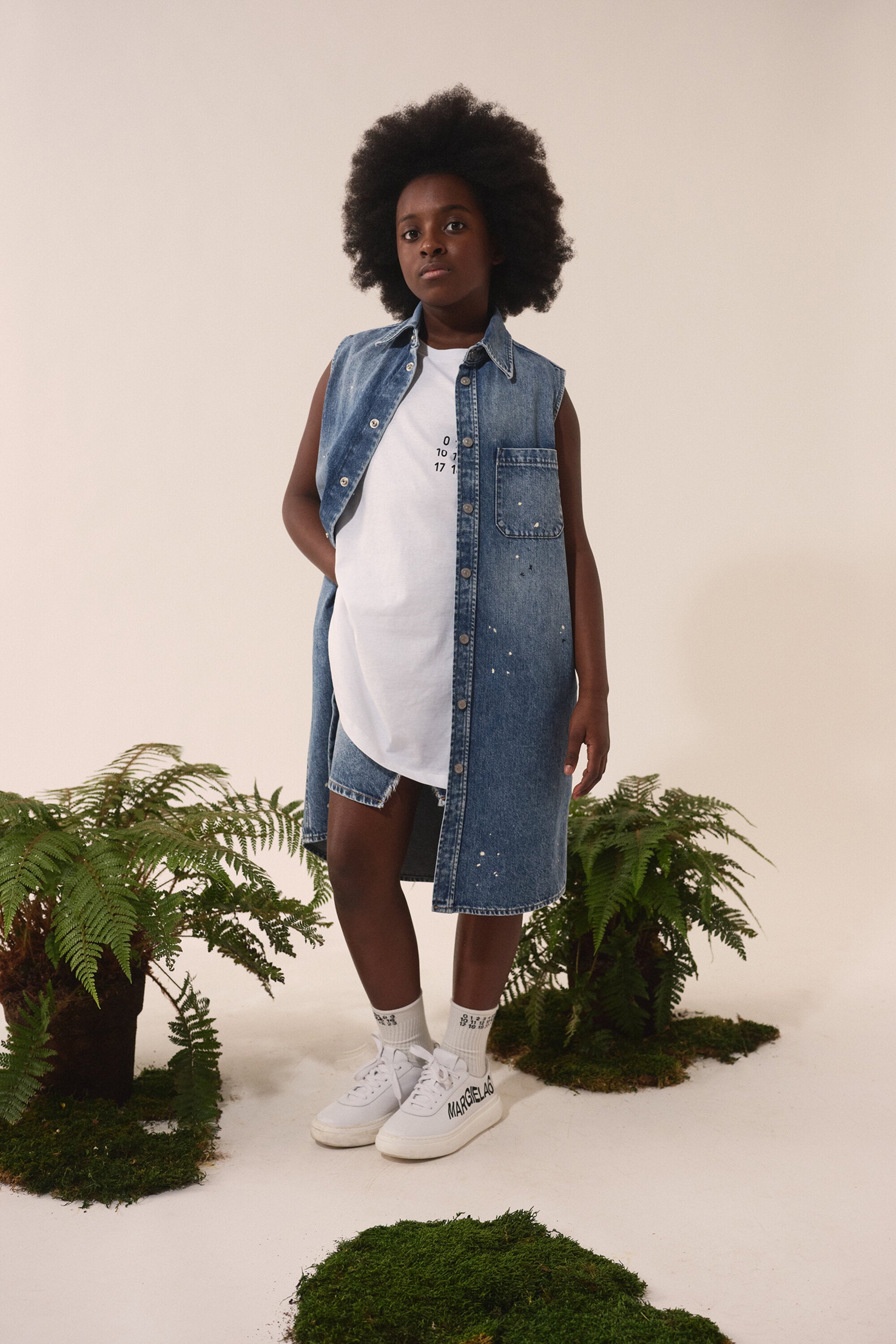 Denim maxi shirt dress with color spots