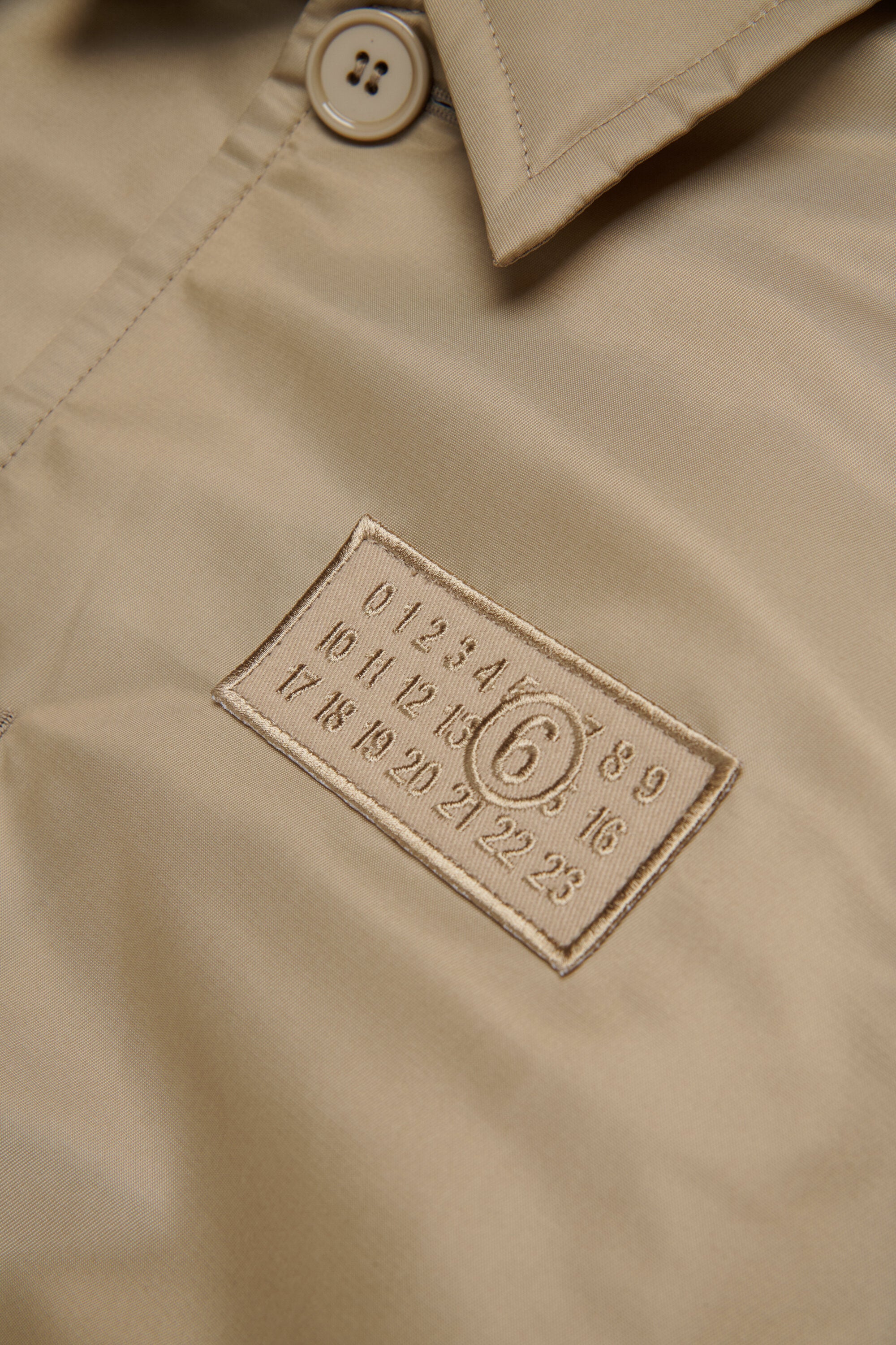 Twill jacket with patch